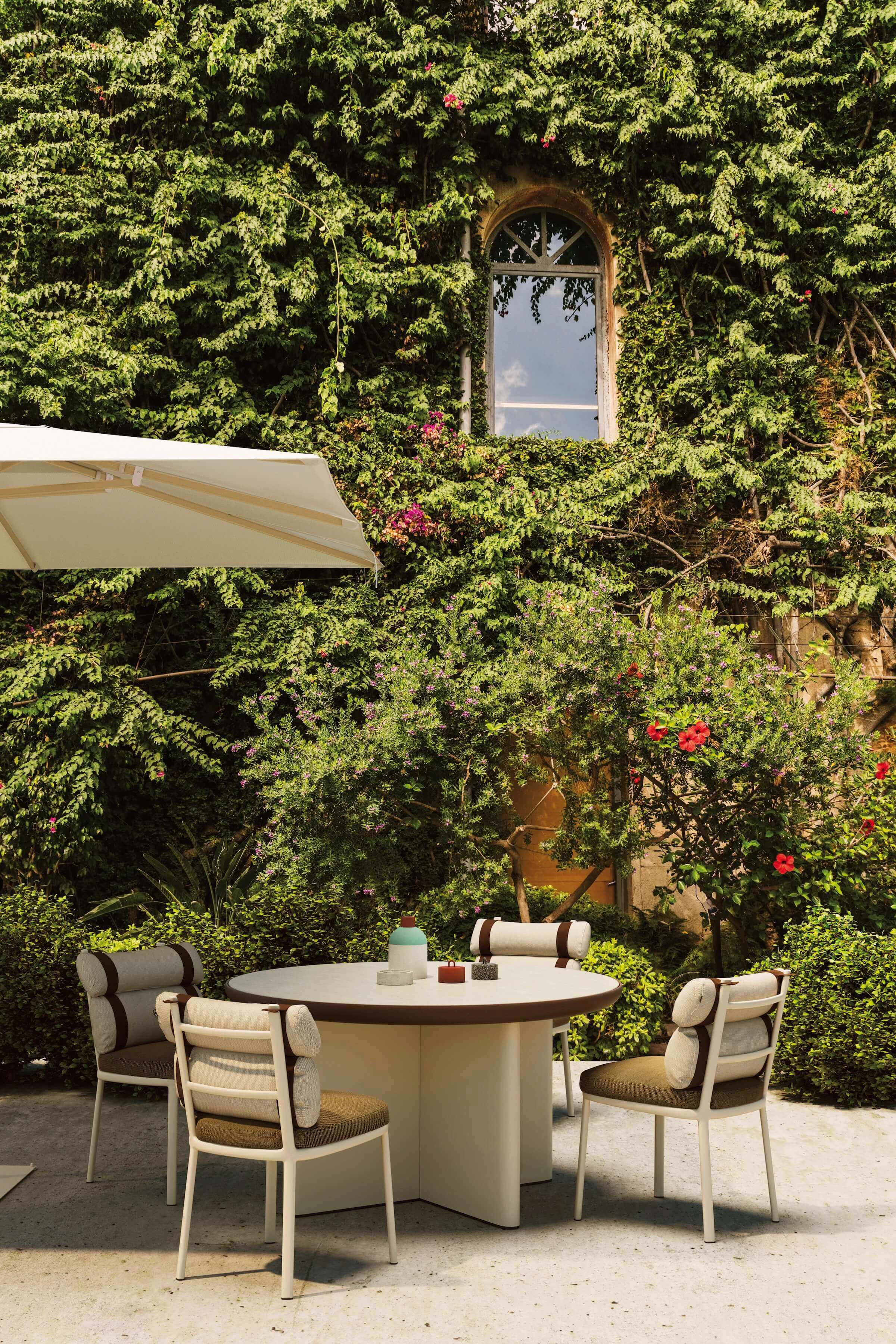 Стол Cala Dining Table 135 — Kettal, камень, фото 3