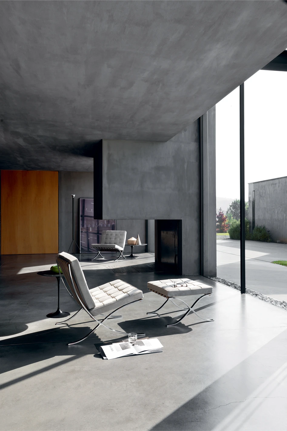 Каркас и наполнение: металл. Современный дизайн Кресло Barcelona Chair — Knoll, кожа, фото 5