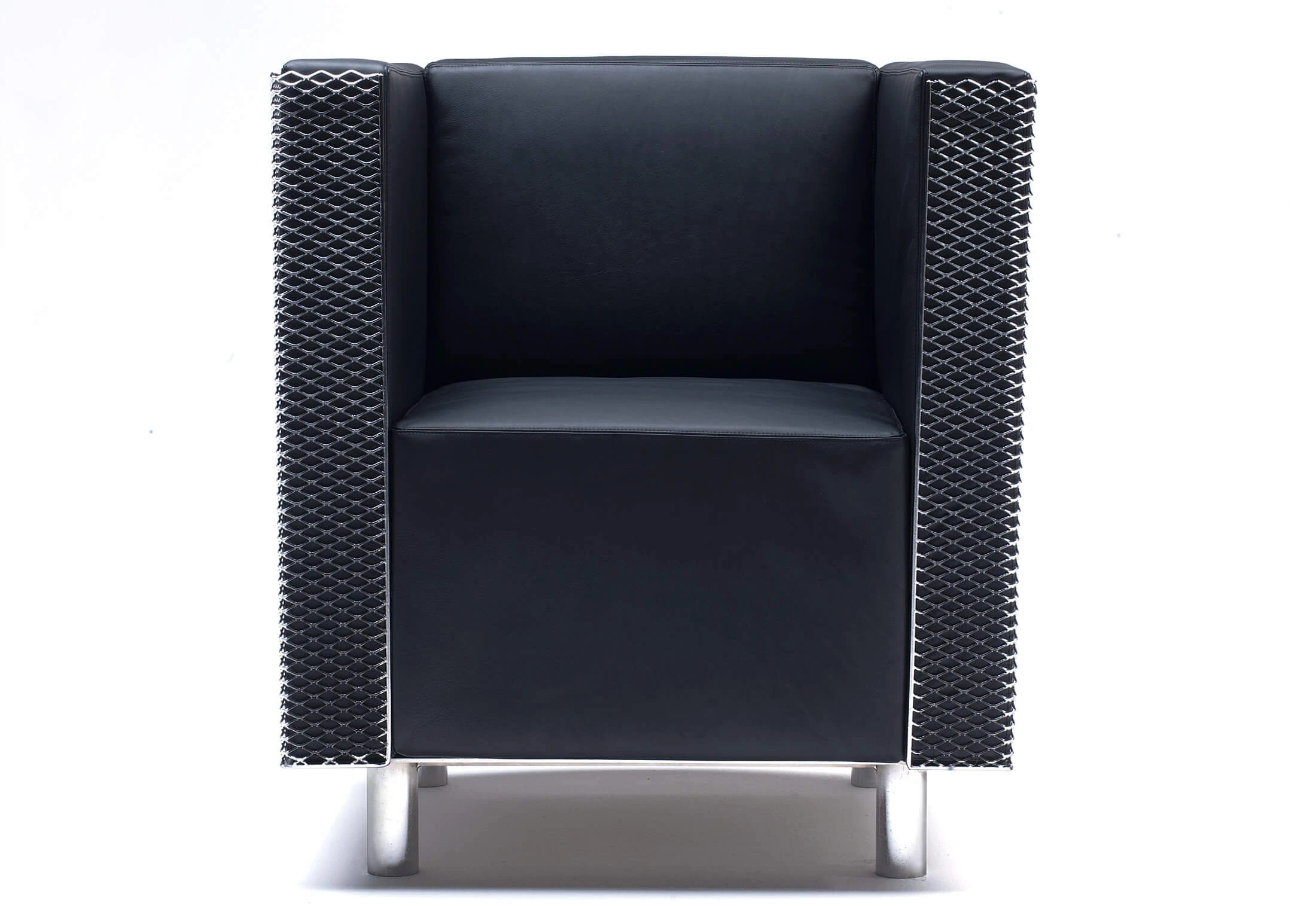 Кресло Lounge Chair for Bridgestone — Living Divani, кожа, фото 3