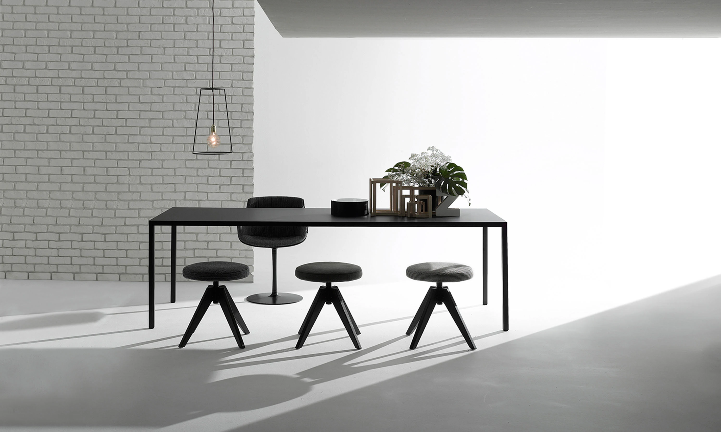 Стол Tense Wood Carbone — MDF Italia, фото 2