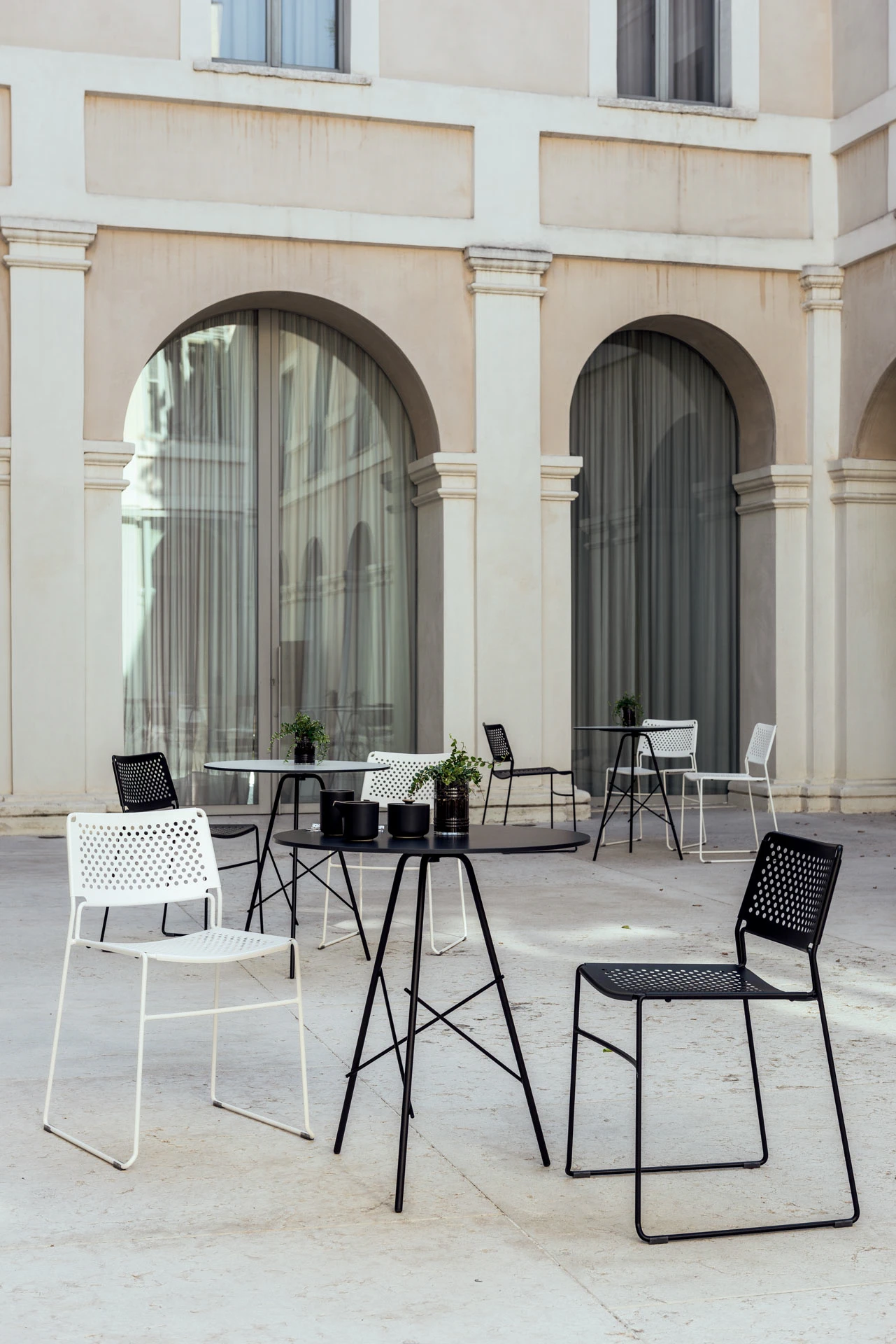 Стол Break Bistrot — Midj, металл, фото 2