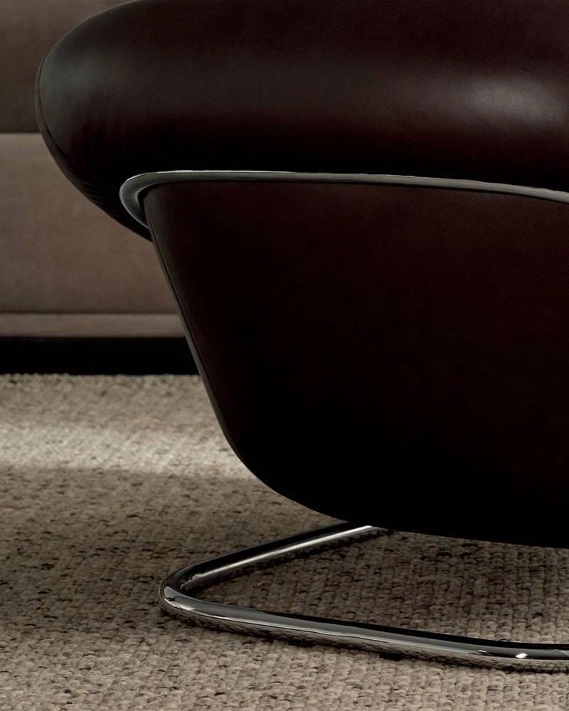 Кресло Barrel — Minotti, кожа, фото 6