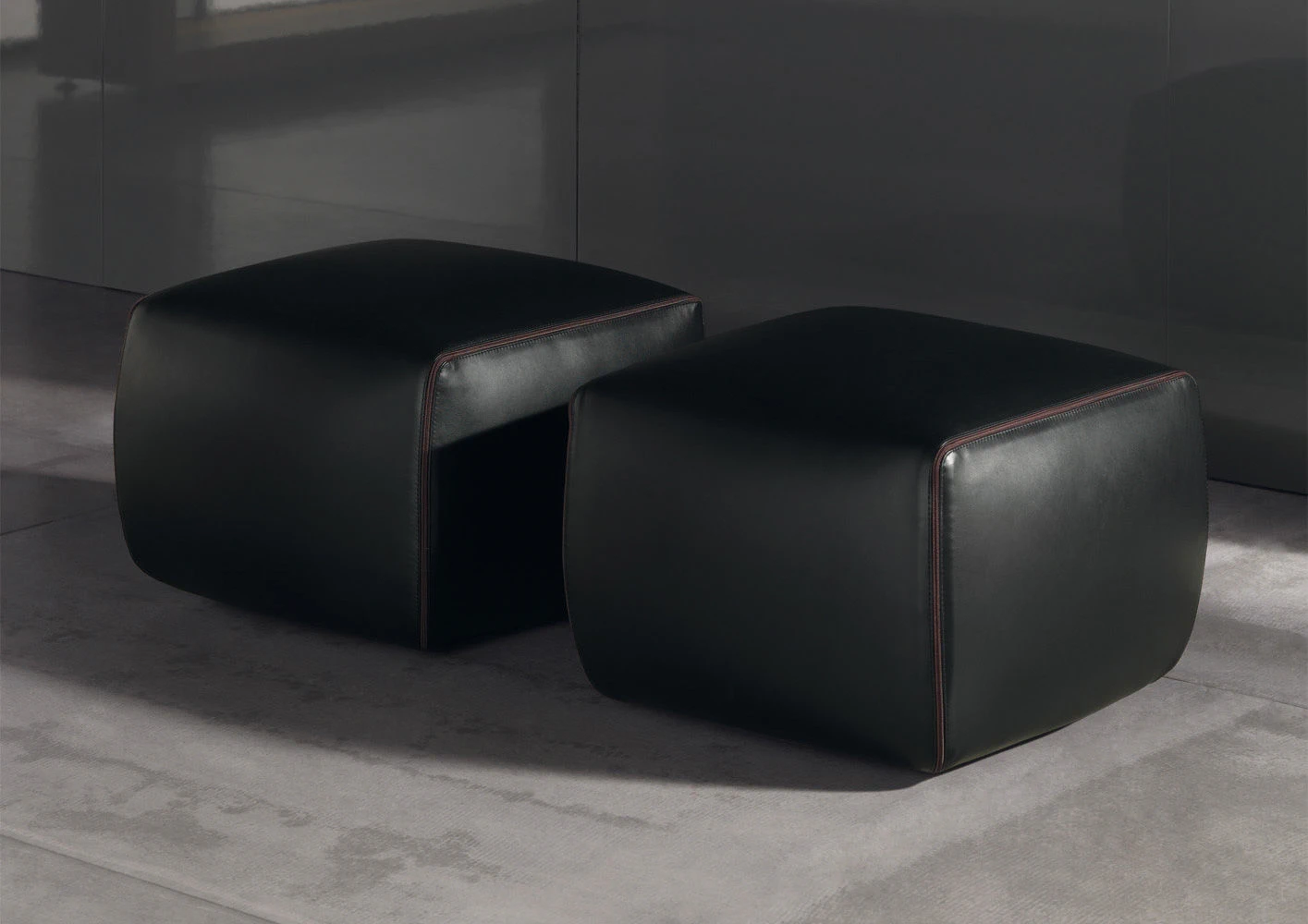 Пуф Botero — Minotti, кожа, фото 2