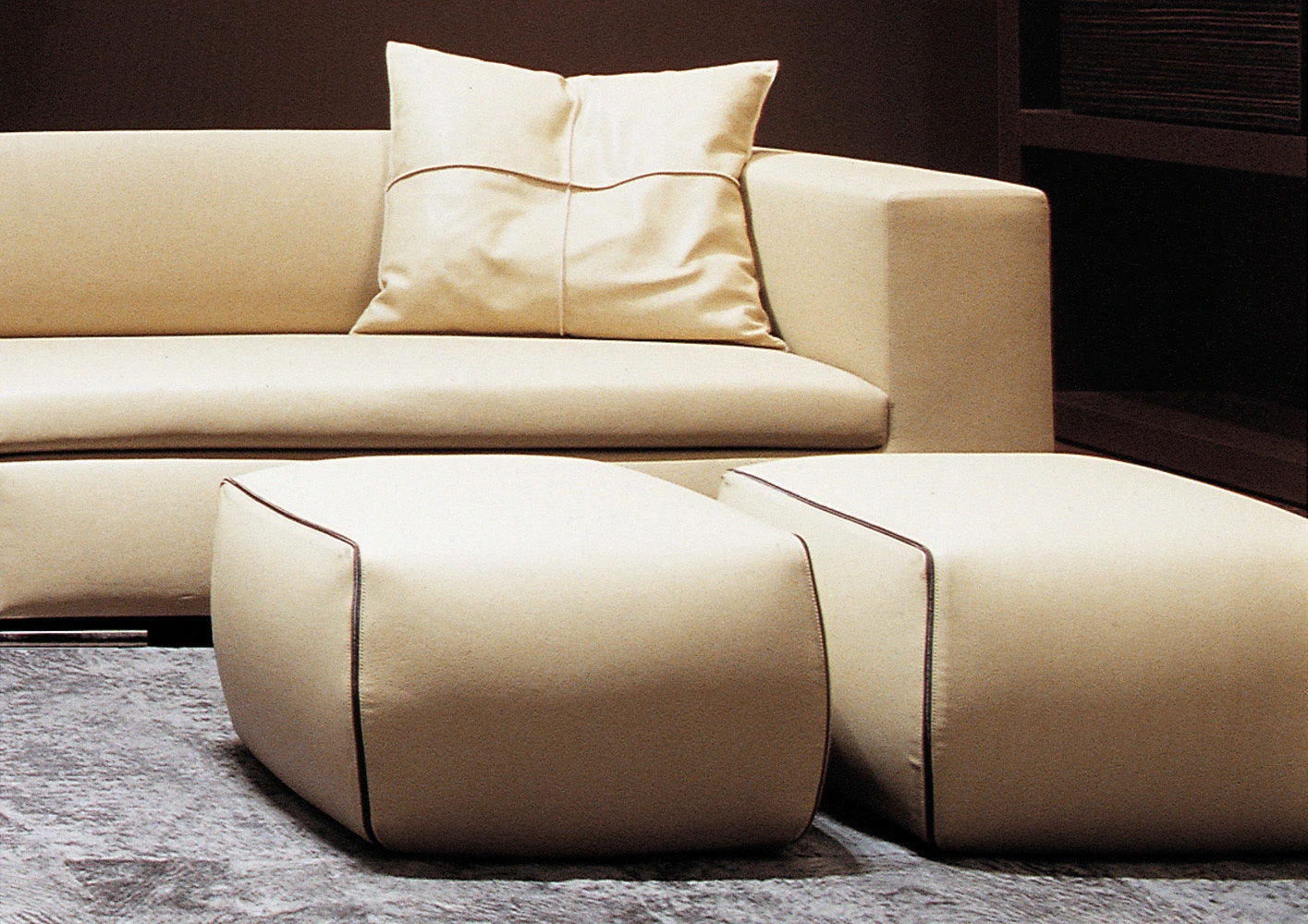 Пуф Botero — Minotti, кожа, фото 3