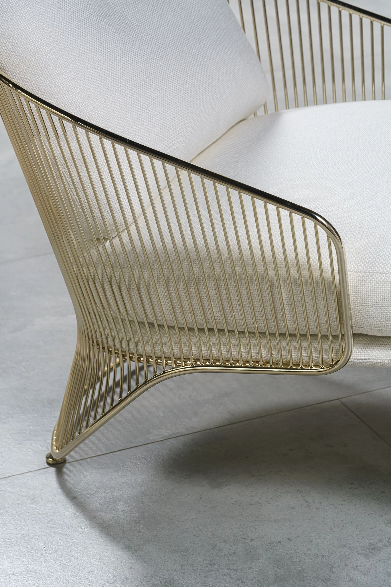 Кресло Colette Space Bianco — Minotti, кожа, фото 6