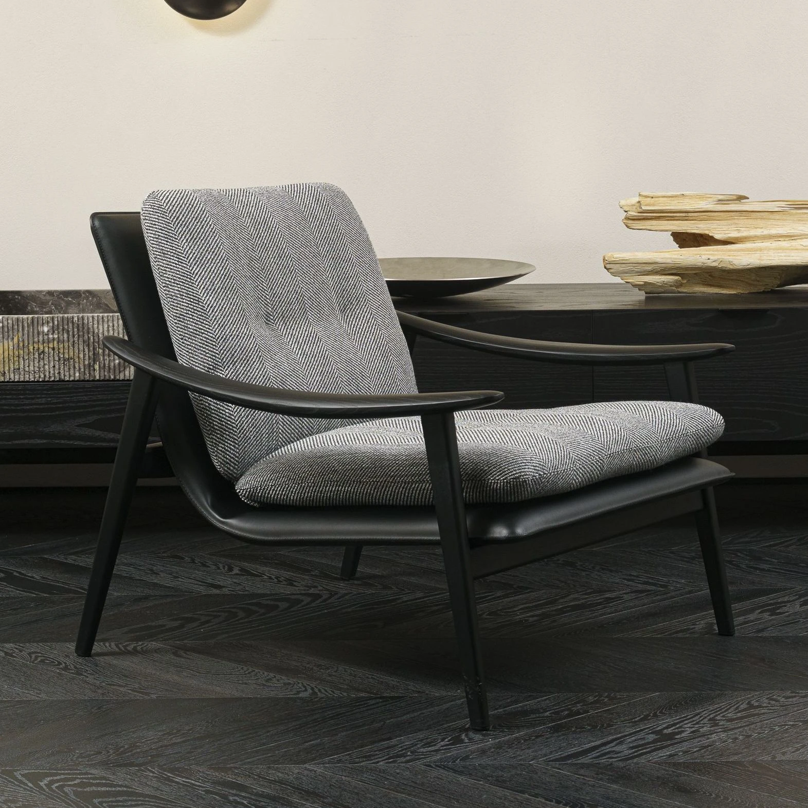 Кресло Fynn Twill lafge Grafite — Minotti, кожа