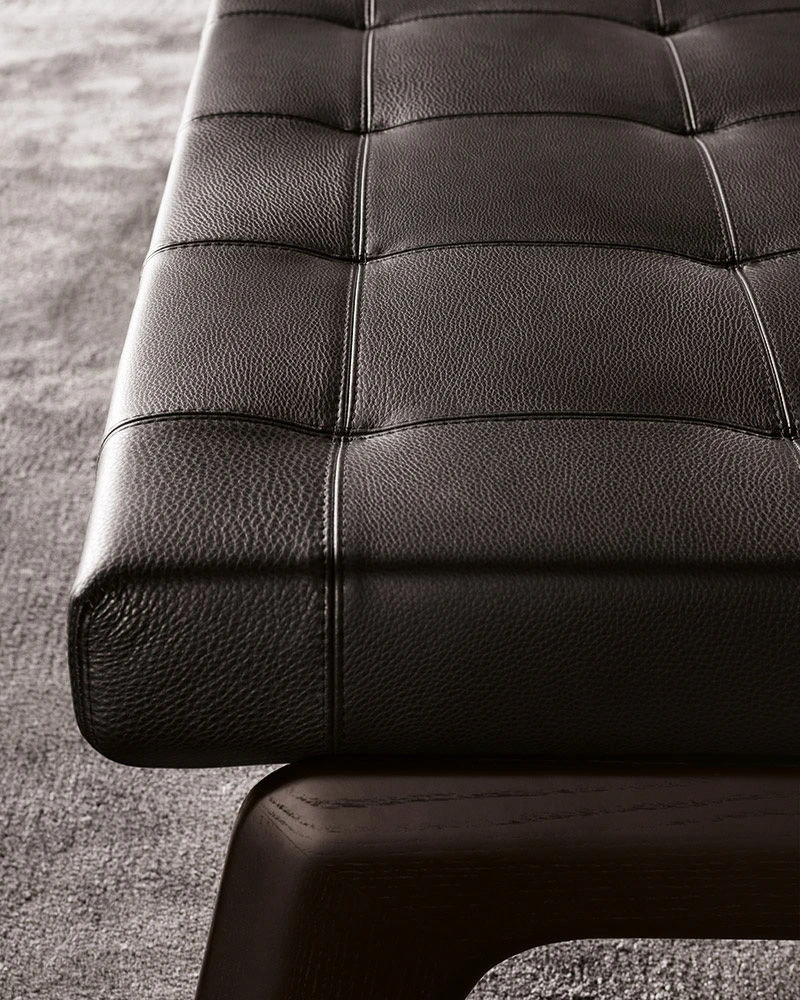 Банкетка Kirk "Bench" — Minotti, кожа, фото 5