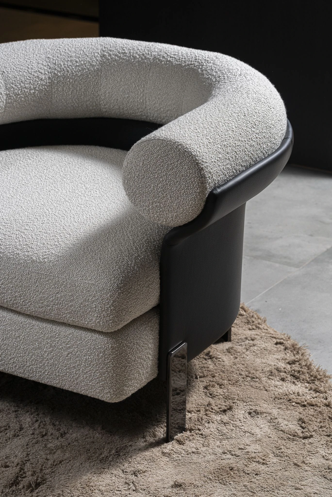 Кресло Mattia Lounge — Minotti, кожа, фото 3