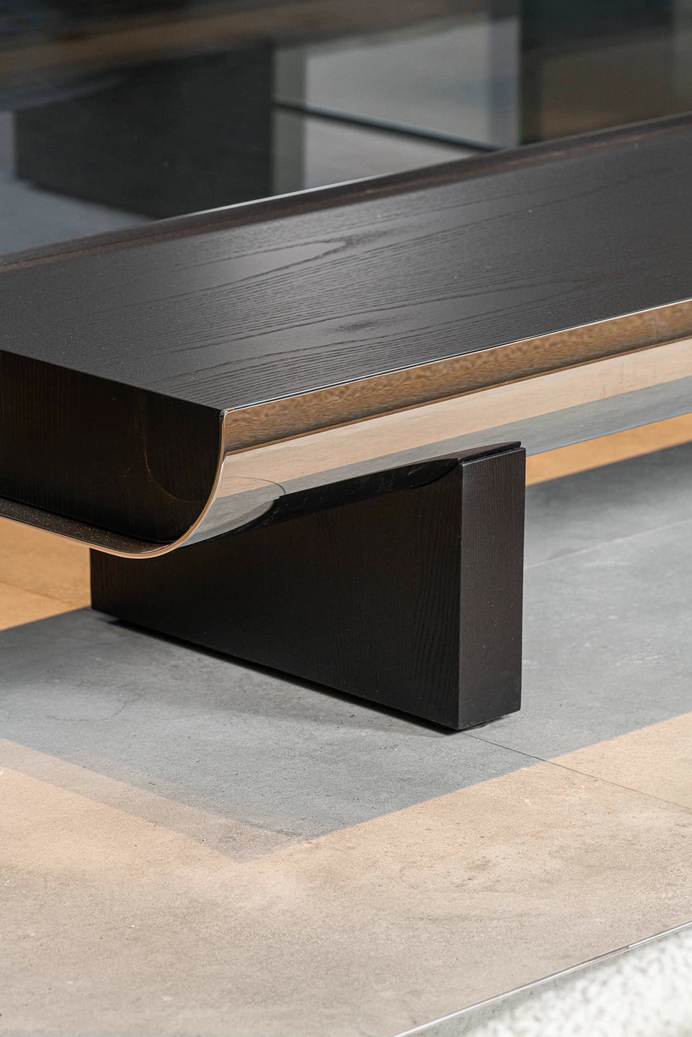 Банкетка Pilotis Chrome/Nero — Minotti, кожа, фото 4