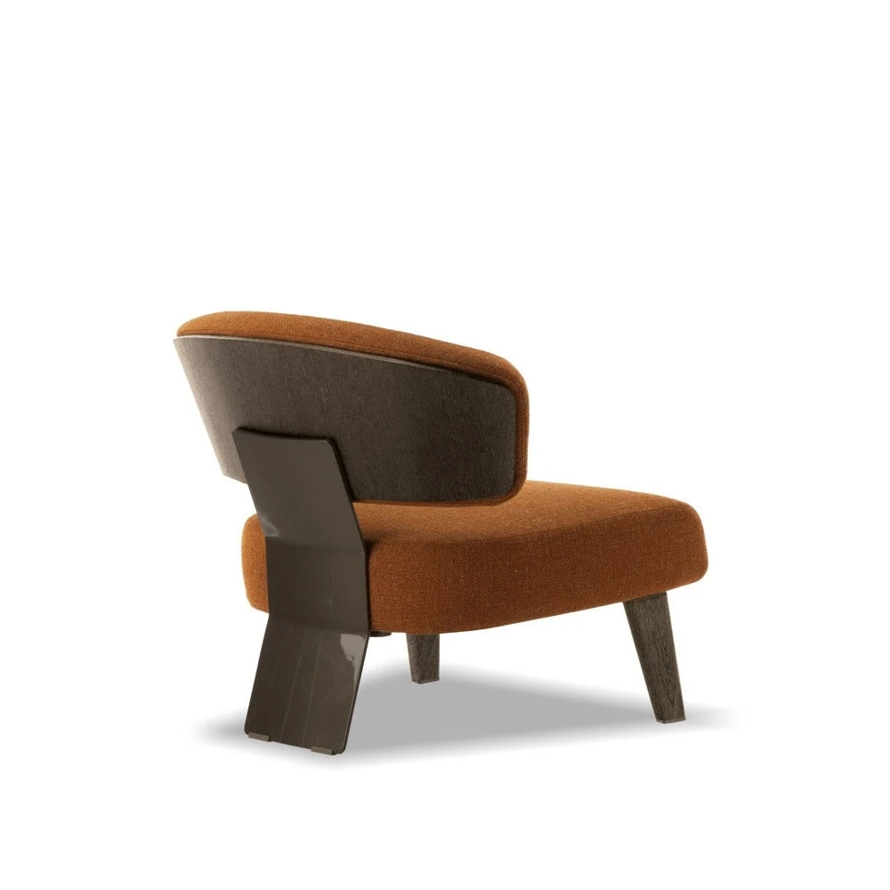 Кресло Reeves "Wood" — Minotti, кожа
