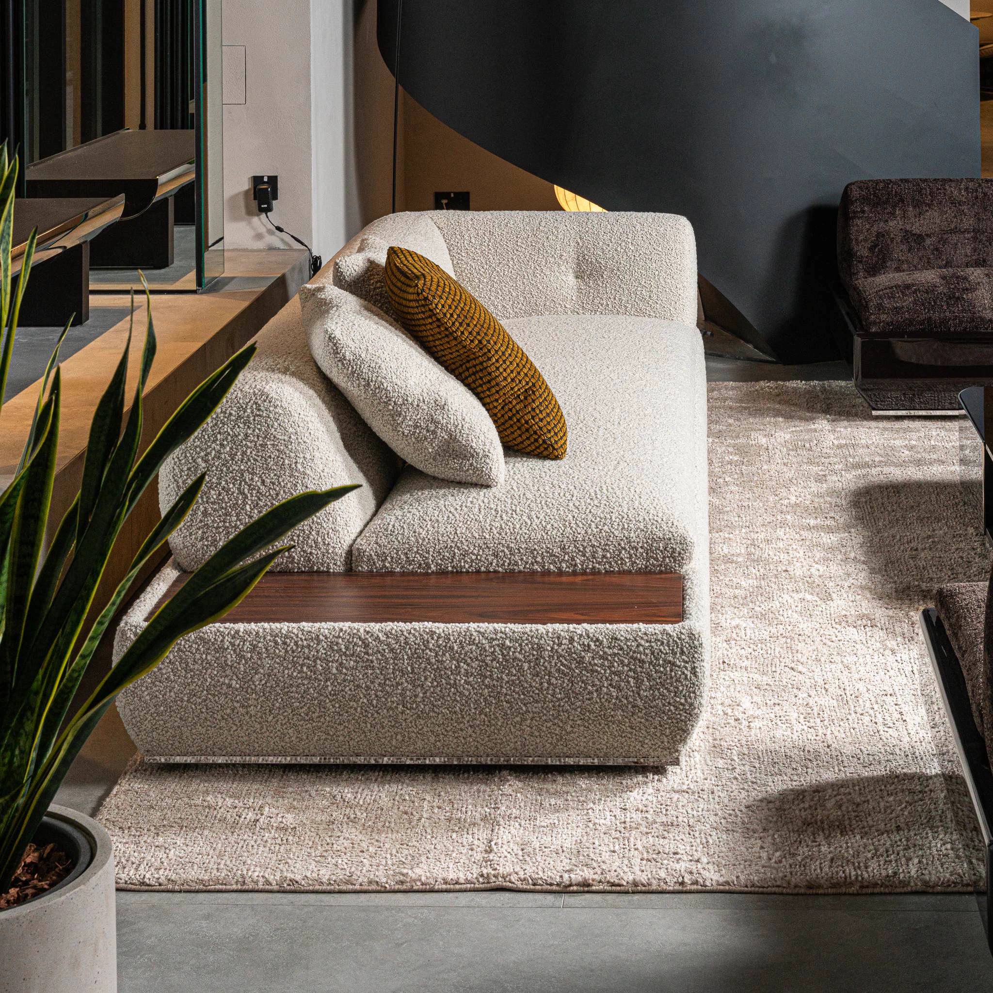 Диван со столиком Supermoon — Minotti, кожа, фото 3