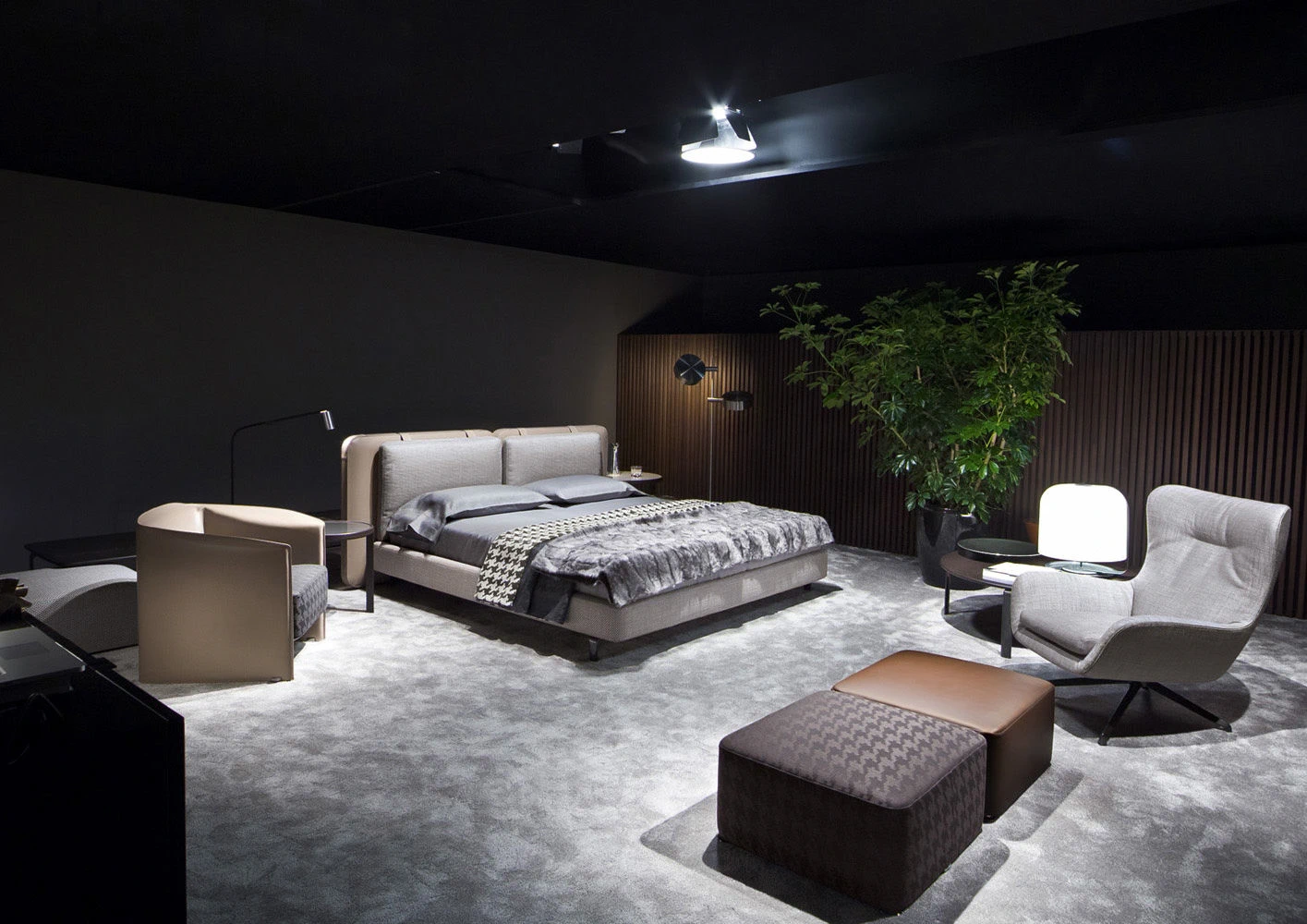 Современный дизайн Кровать Tatlin "Soft" — Minotti, кожа, фото 2
