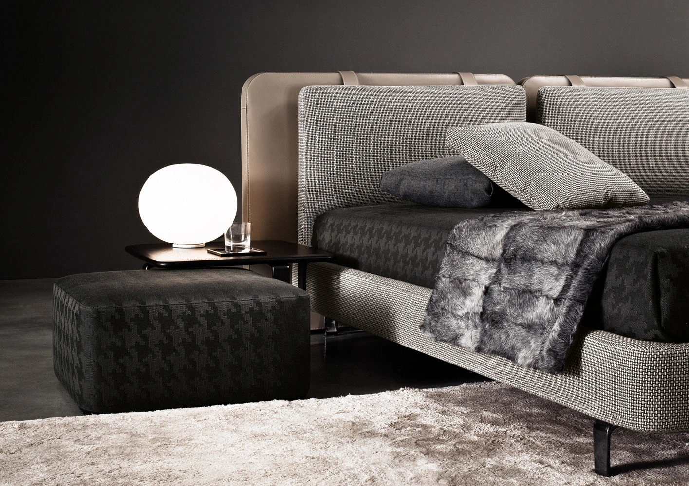 Современный дизайн Кровать Tatlin "Soft" — Minotti, кожа, фото 6