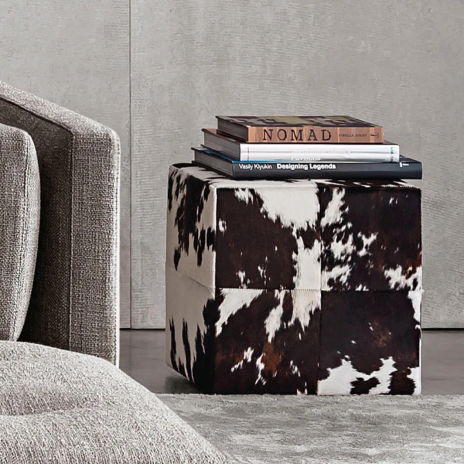Пуф Villon Pony — Minotti, кожа