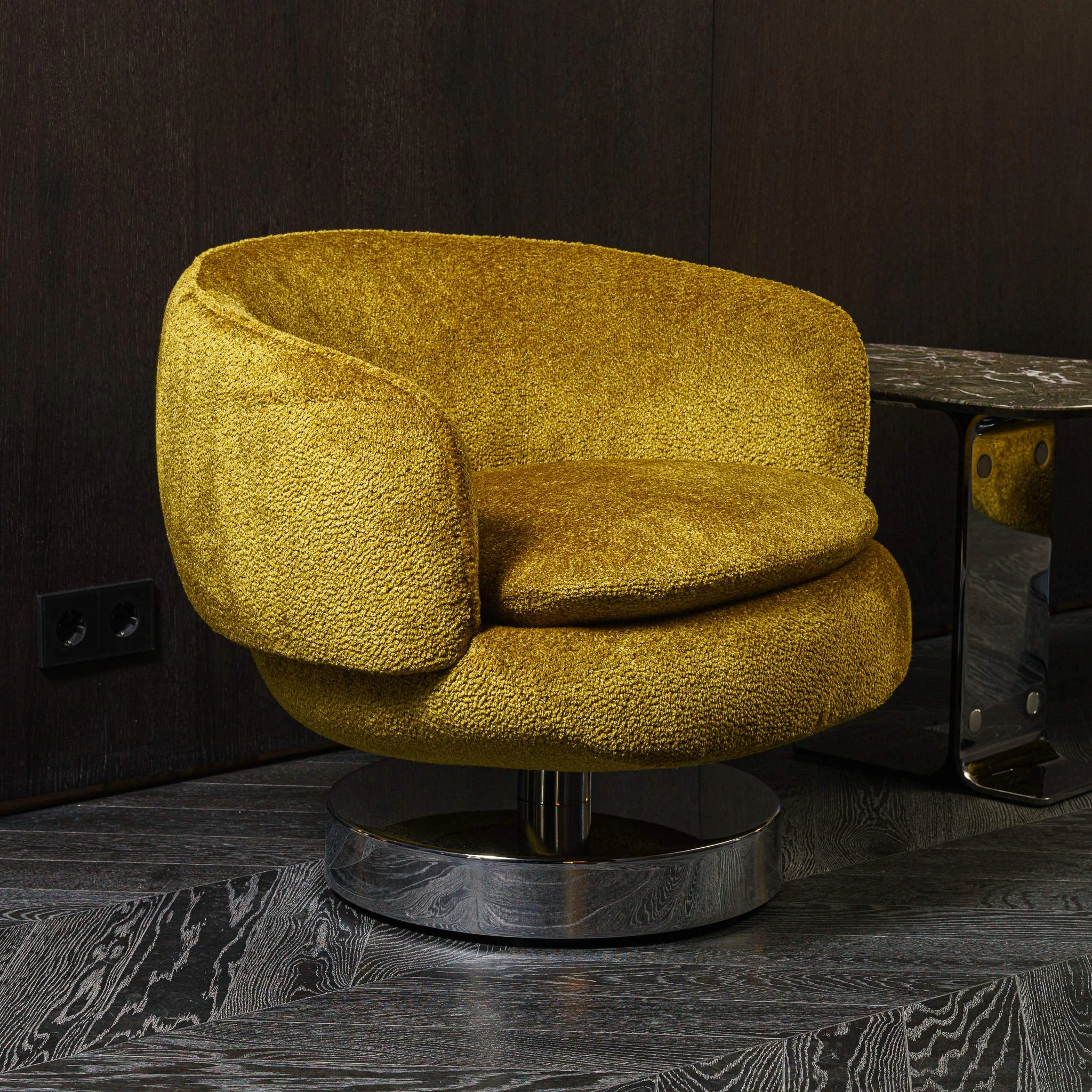 Кресло Vivienne Lounge Swivel Cedro/Chrome — Minotti, кожа