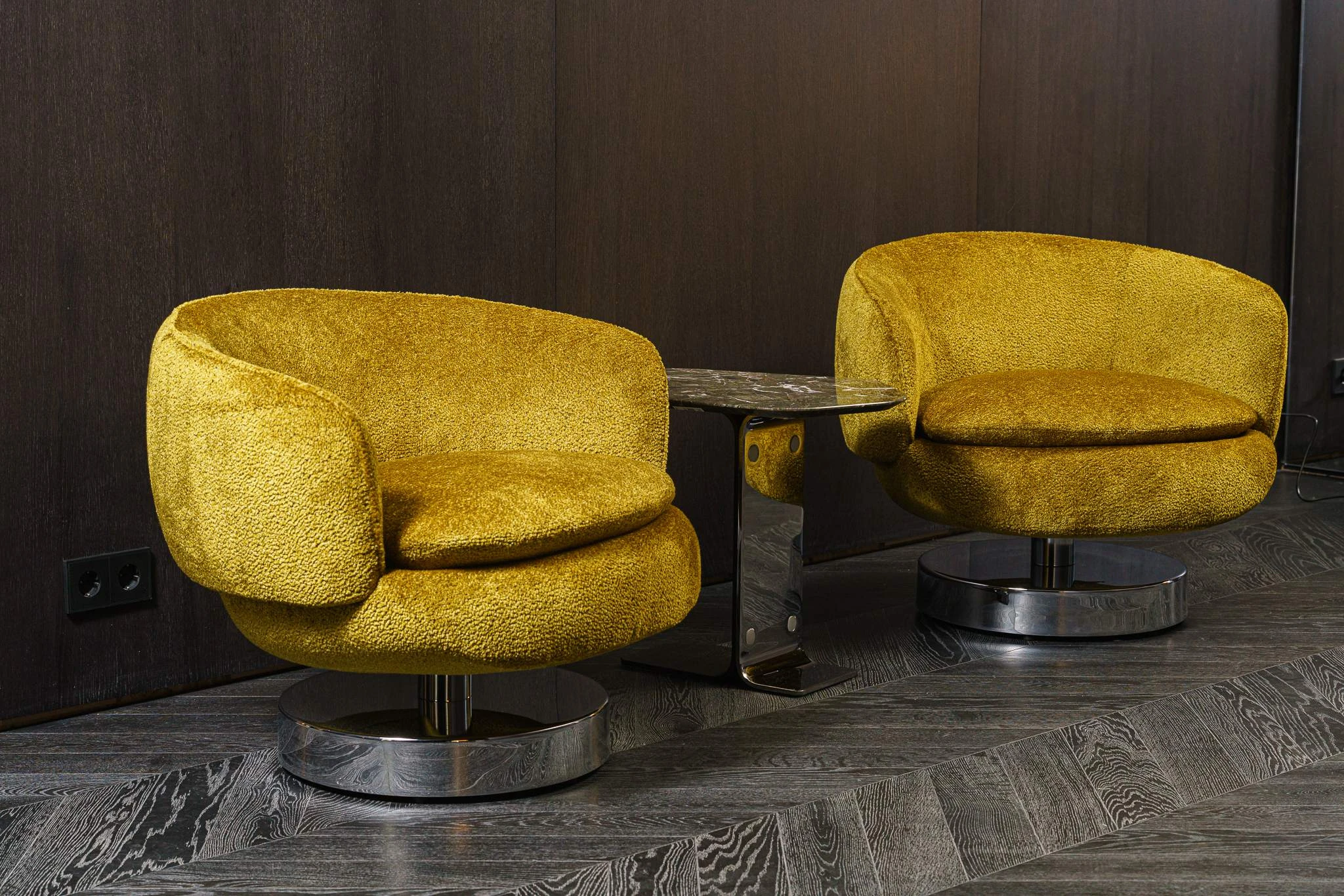 Кресло Vivienne Lounge Swivel Cedro/Chrome — Minotti, кожа, фото 2