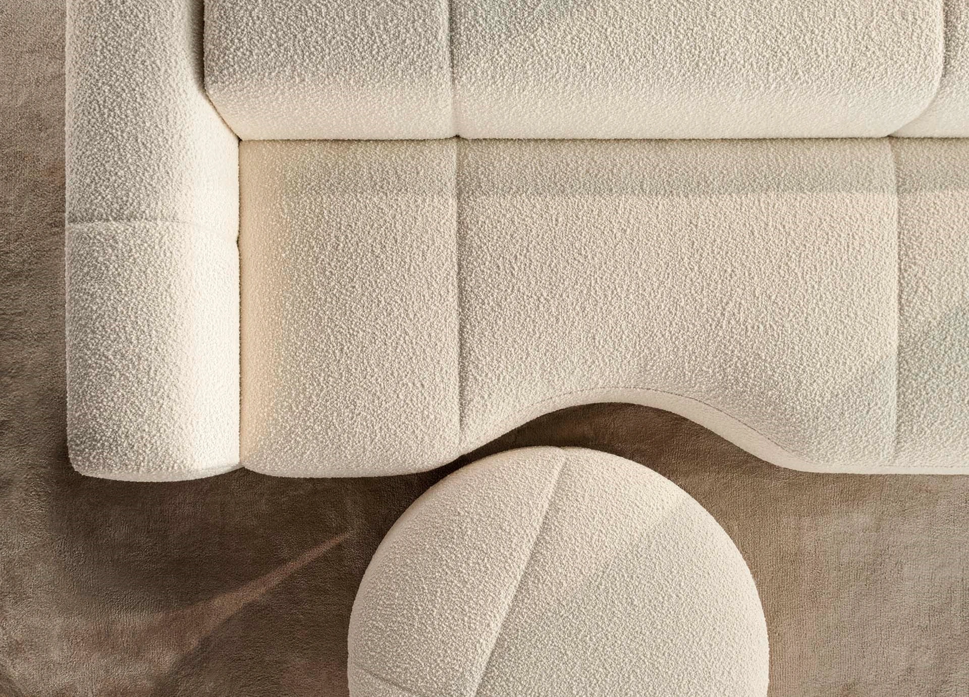 Двухмодульный диван Yves Bend Feel Naturale DX — Minotti, кожа, фото 6