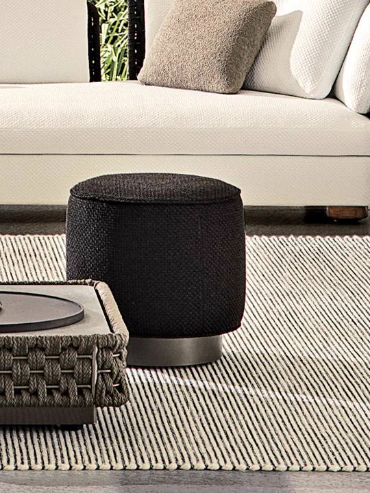 Пуф Yves Nabuk Fango — Minotti