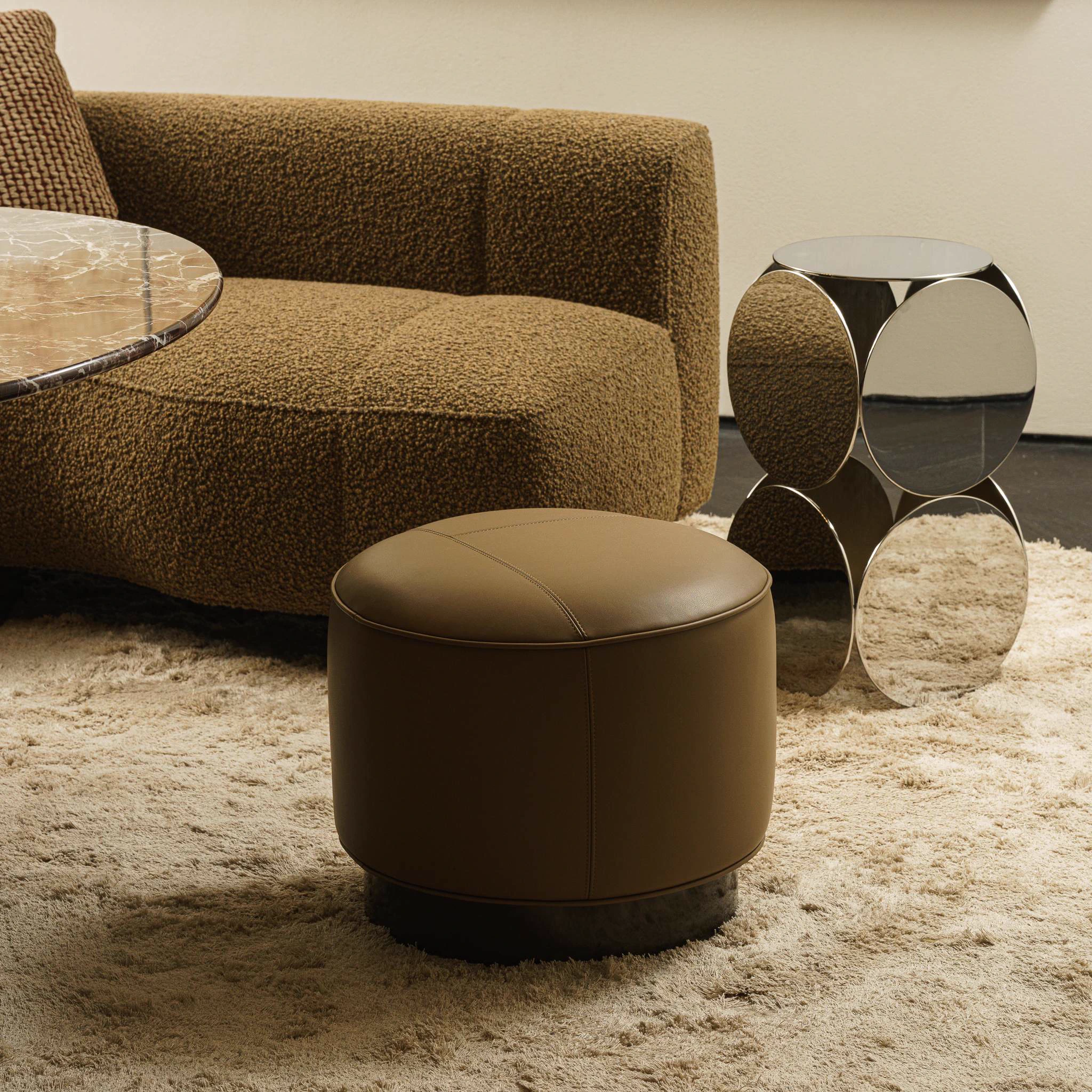 Пуф Yves Round boston leather 13 Deserto — Minotti, кожа, фото 2
