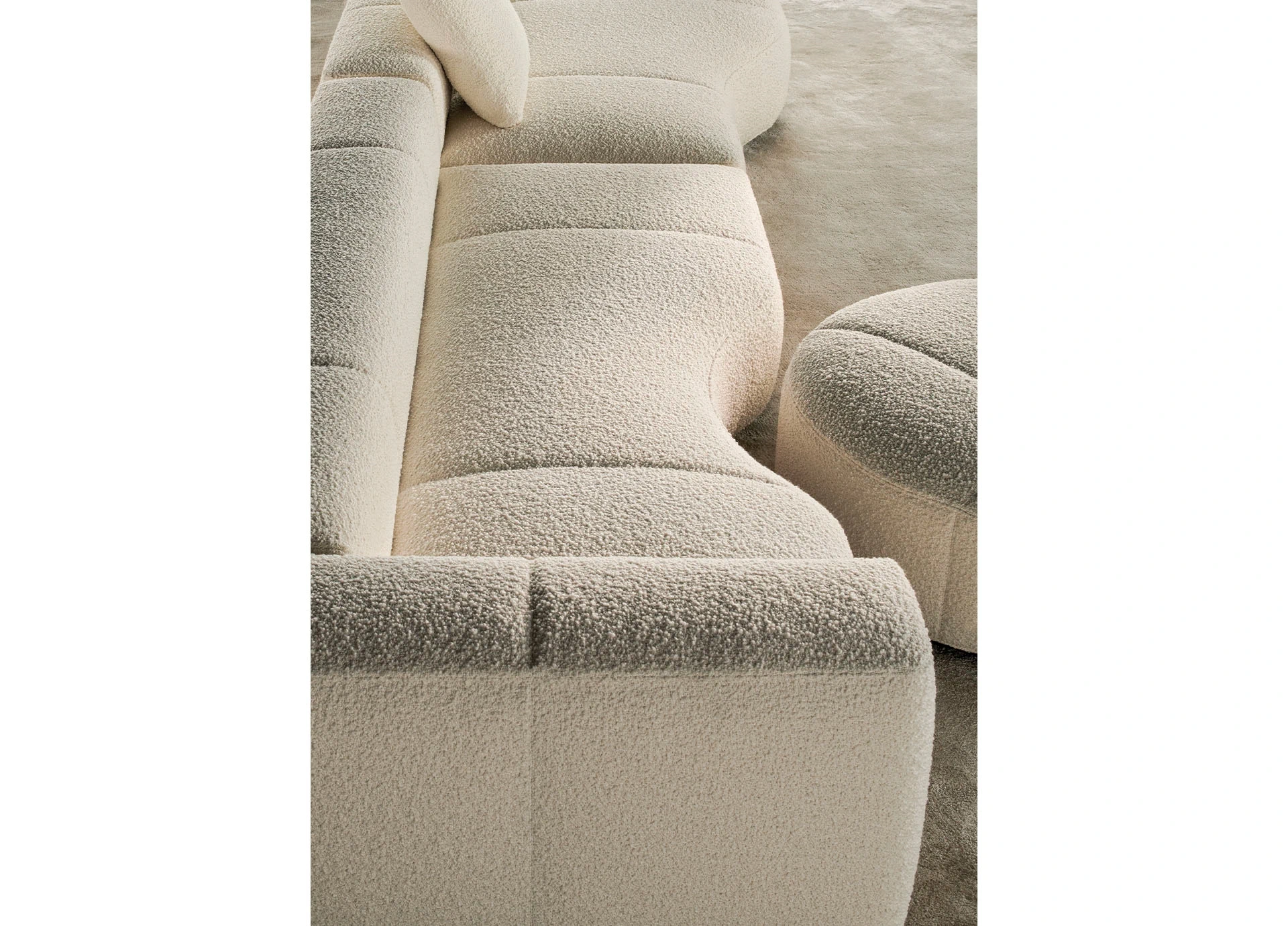 Двухмодульный диван Yves Wave Feel Naturale SX — Minotti, кожа, фото 4