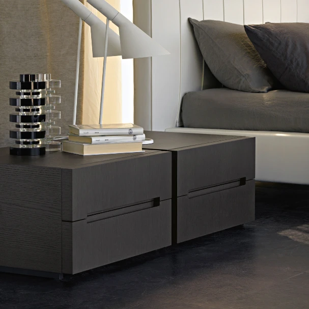 Прикроватная тумбочка 3030 — Molteni & C, массив дерева