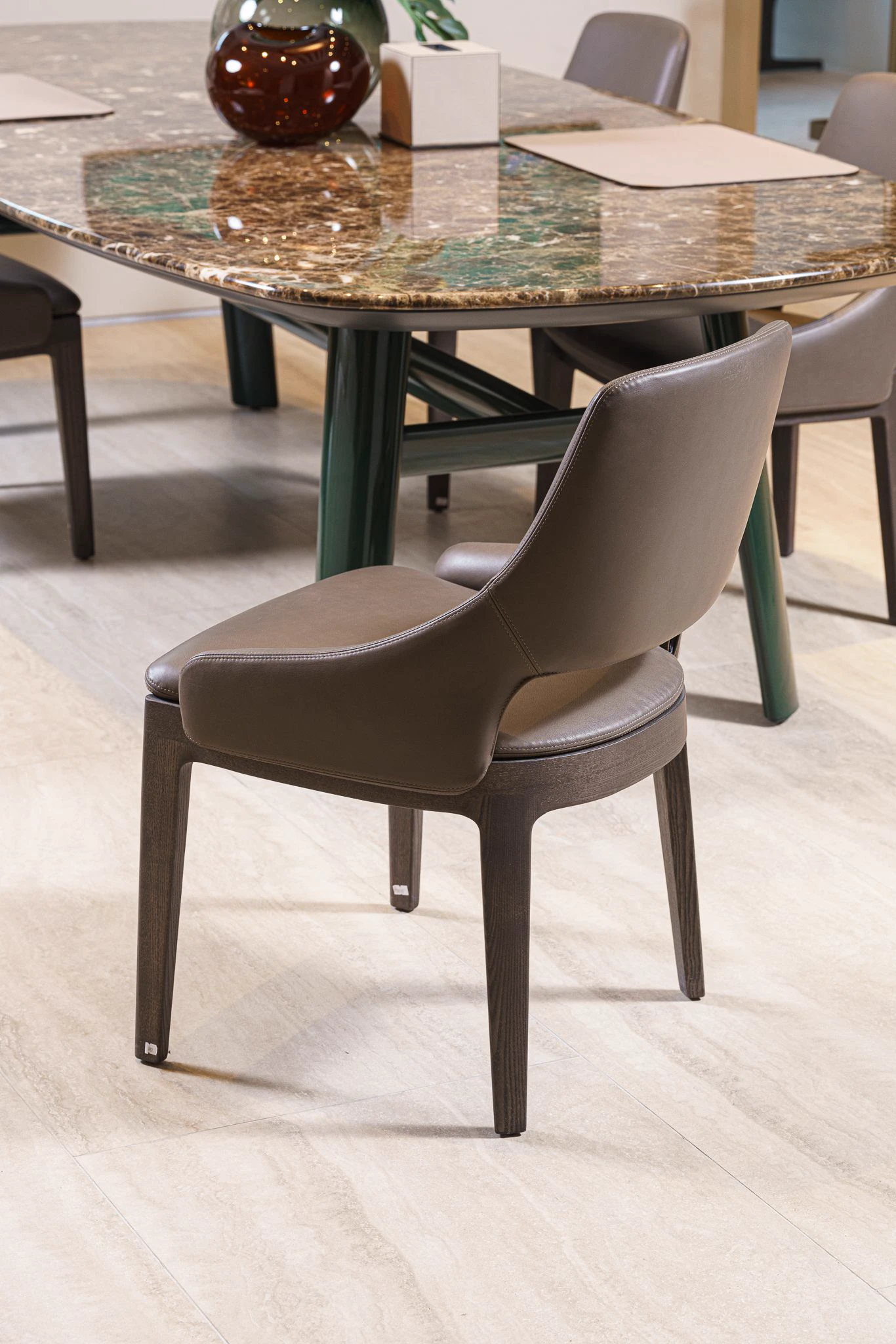 Стул Devon Siria 1235 — Molteni & C, кожа, фото 2