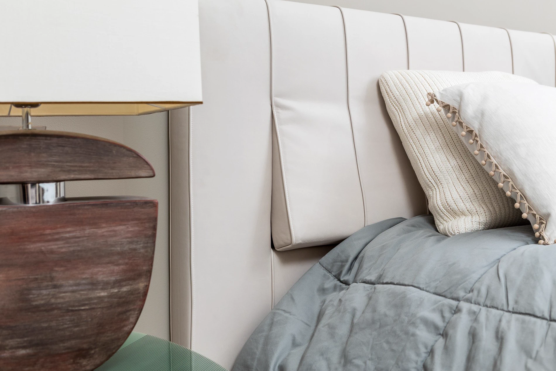 Кровать с функциональным изголовьем High-Wave — Molteni & C, кожа, фото 6