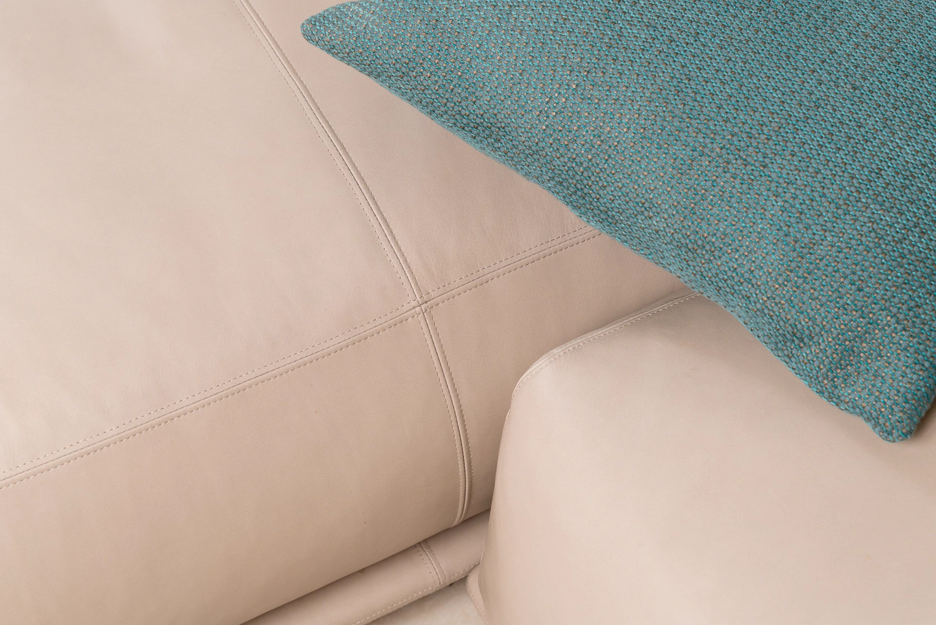 Диван угловой с контейнером Night&Day — Molteni & C, кожа, фото 6