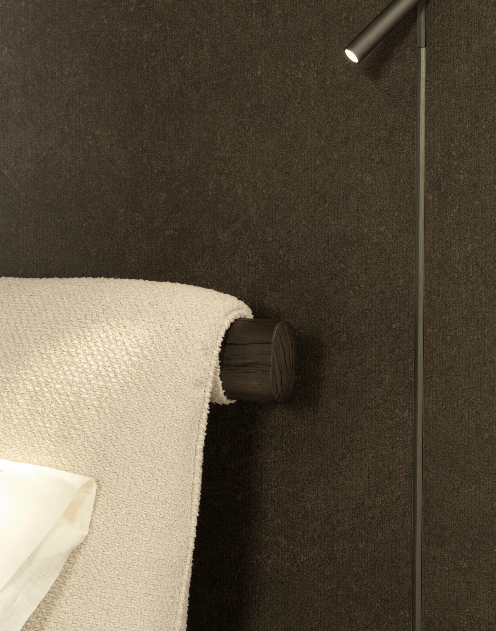 Кровать Tibeau — Molteni & C, кожа, фото 4