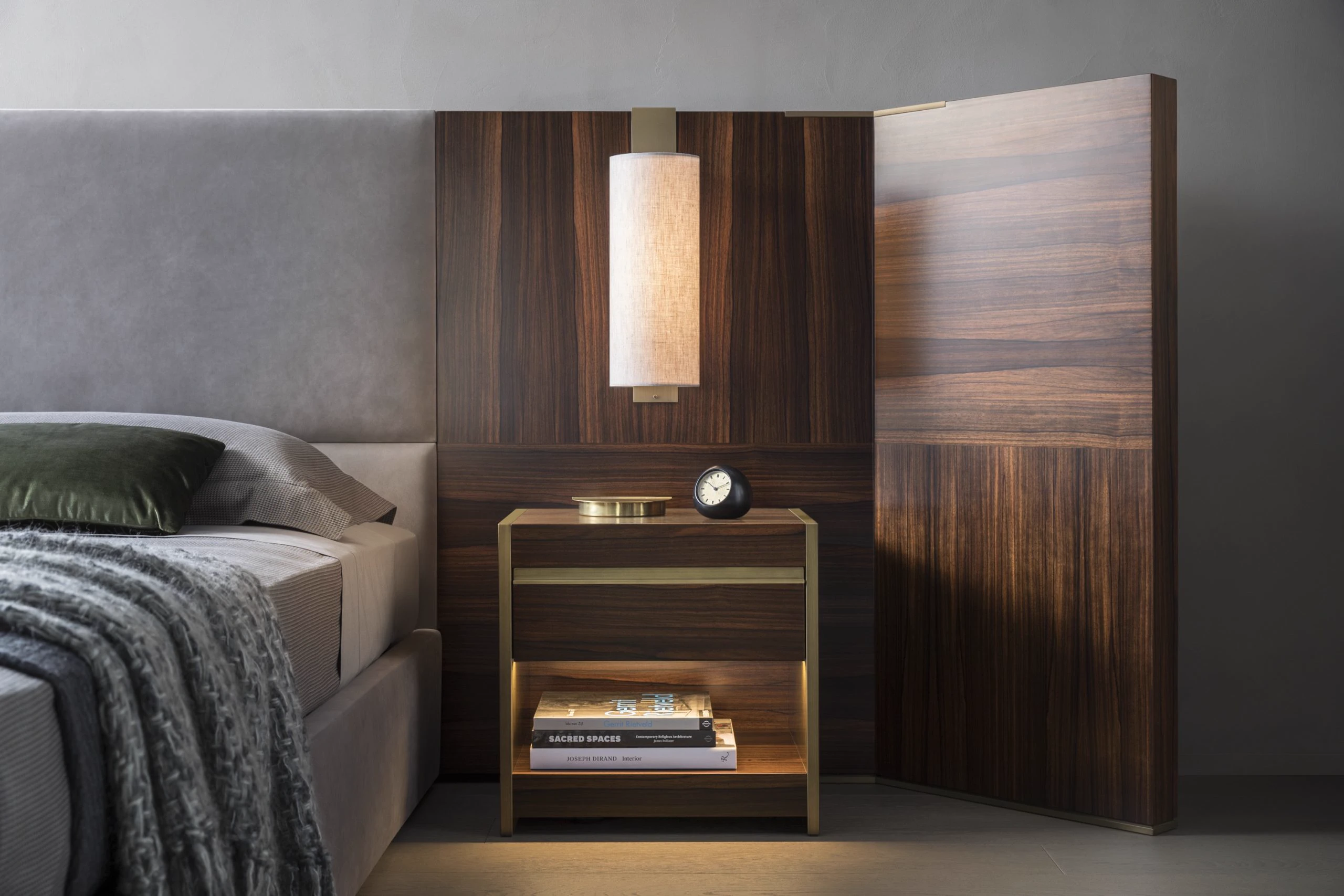 Прикроватная тумбочка Allegretto GN8095 — OAK, дерево, фото 2
