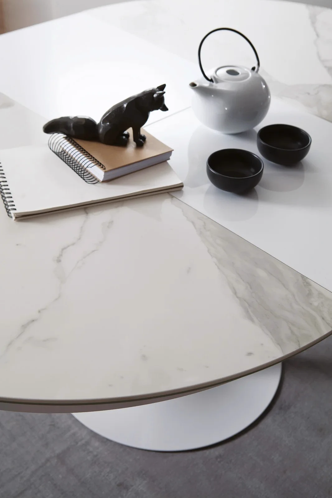 Раздвижной обеденный стол Eclipse CC07 – Pyroceram Glass Calacatta — Ozzio Italia, керамика, фото 5