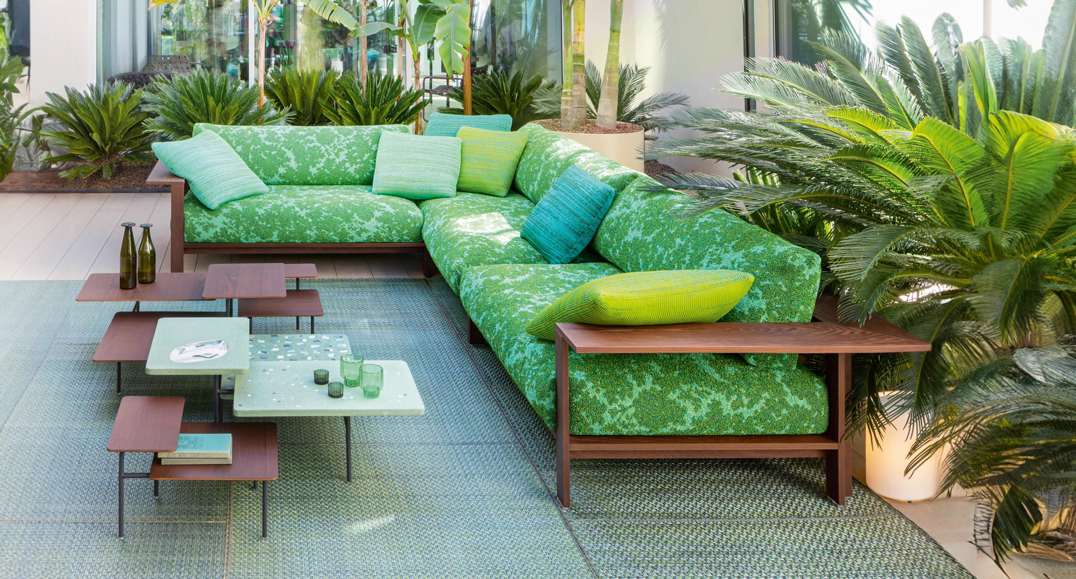 Каркас и наполнение: пенополиуретан. Современный дизайн Диван Frei Outdoor — Paola Lenti, пластик, фото 4
