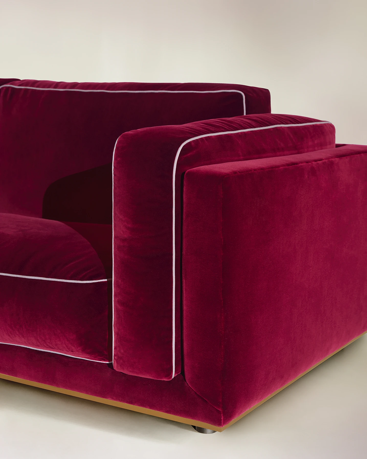 Диван Elegance Soft Sofa — Paolo Castelli, кожа, фото 2