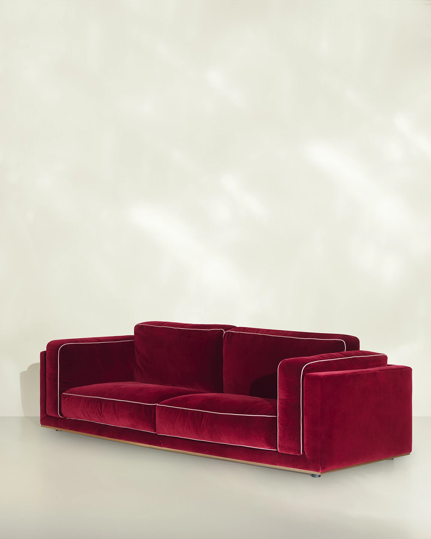 Диван Elegance Soft Sofa — Paolo Castelli, кожа, фото 3