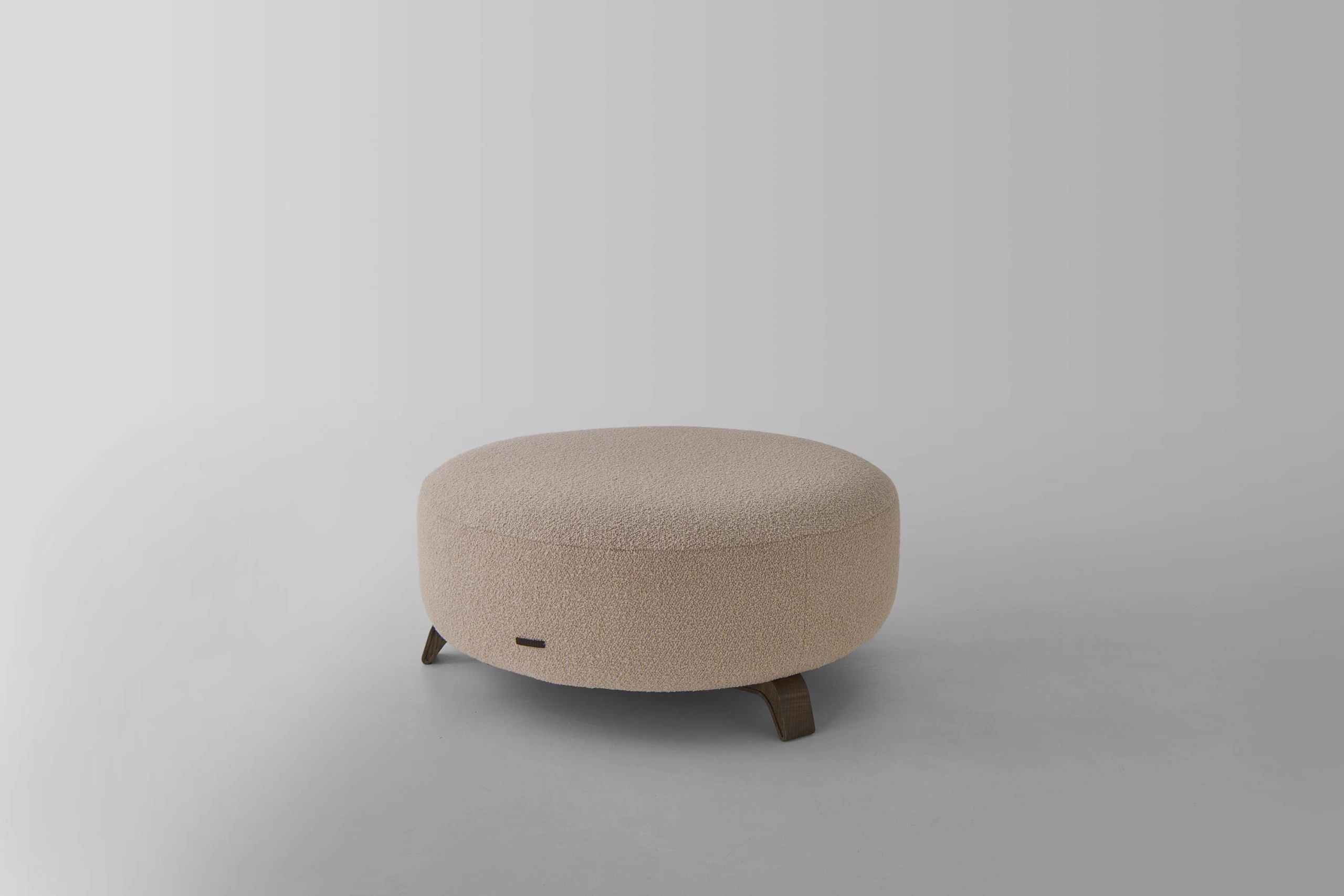 Каркас и наполнение: дерево. Современный дизайн Банкетка Vao Pouf — Paolo Castelli, ткань, фото 3
