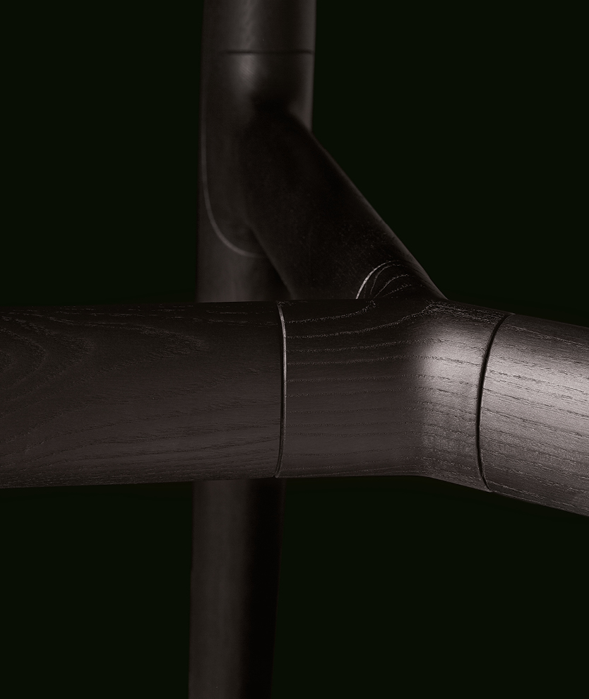 Стол Curve Sahara Noir — Poliform, кожа