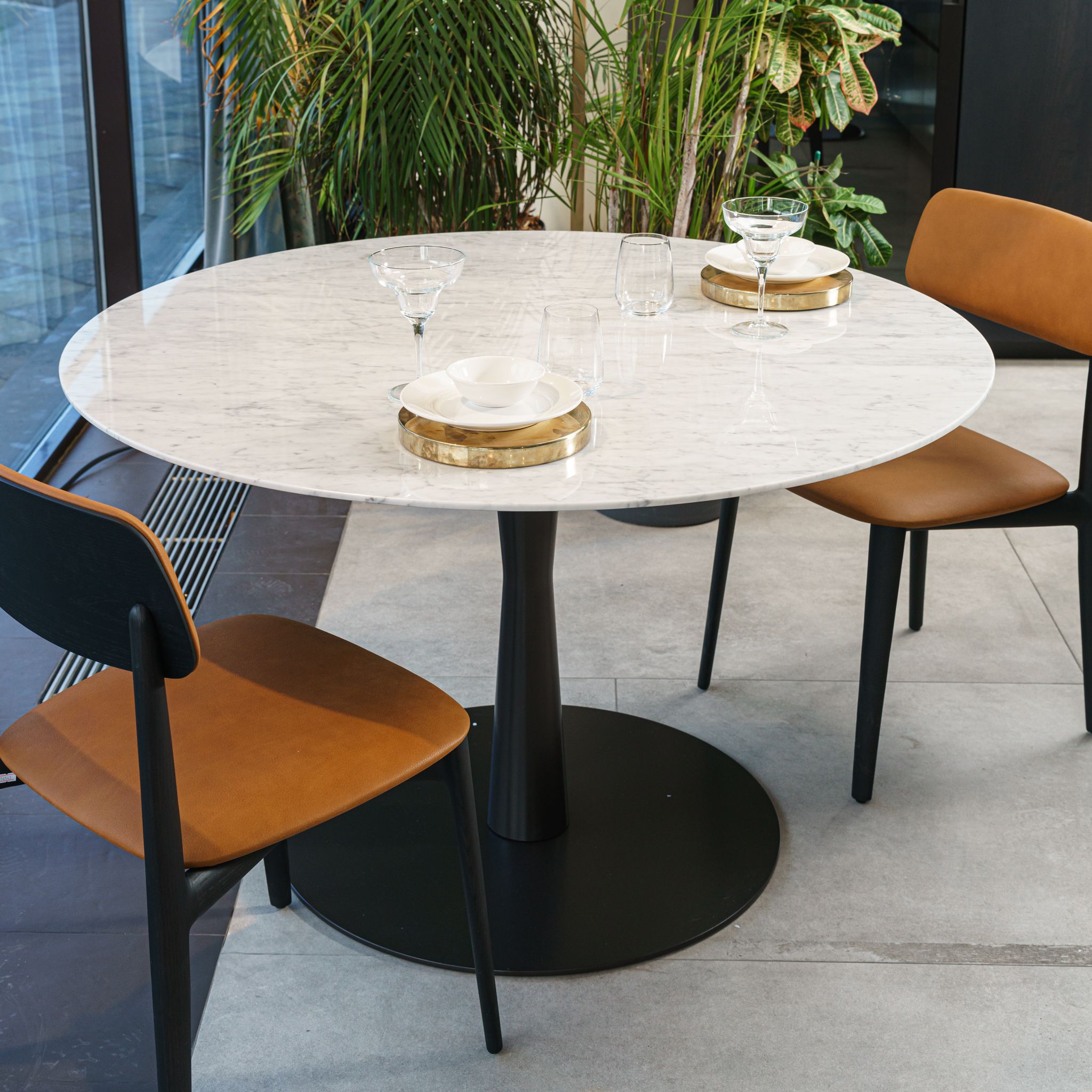 Стол Flute Bianco Carrara 125 — Poliform, мрамор, фото 2