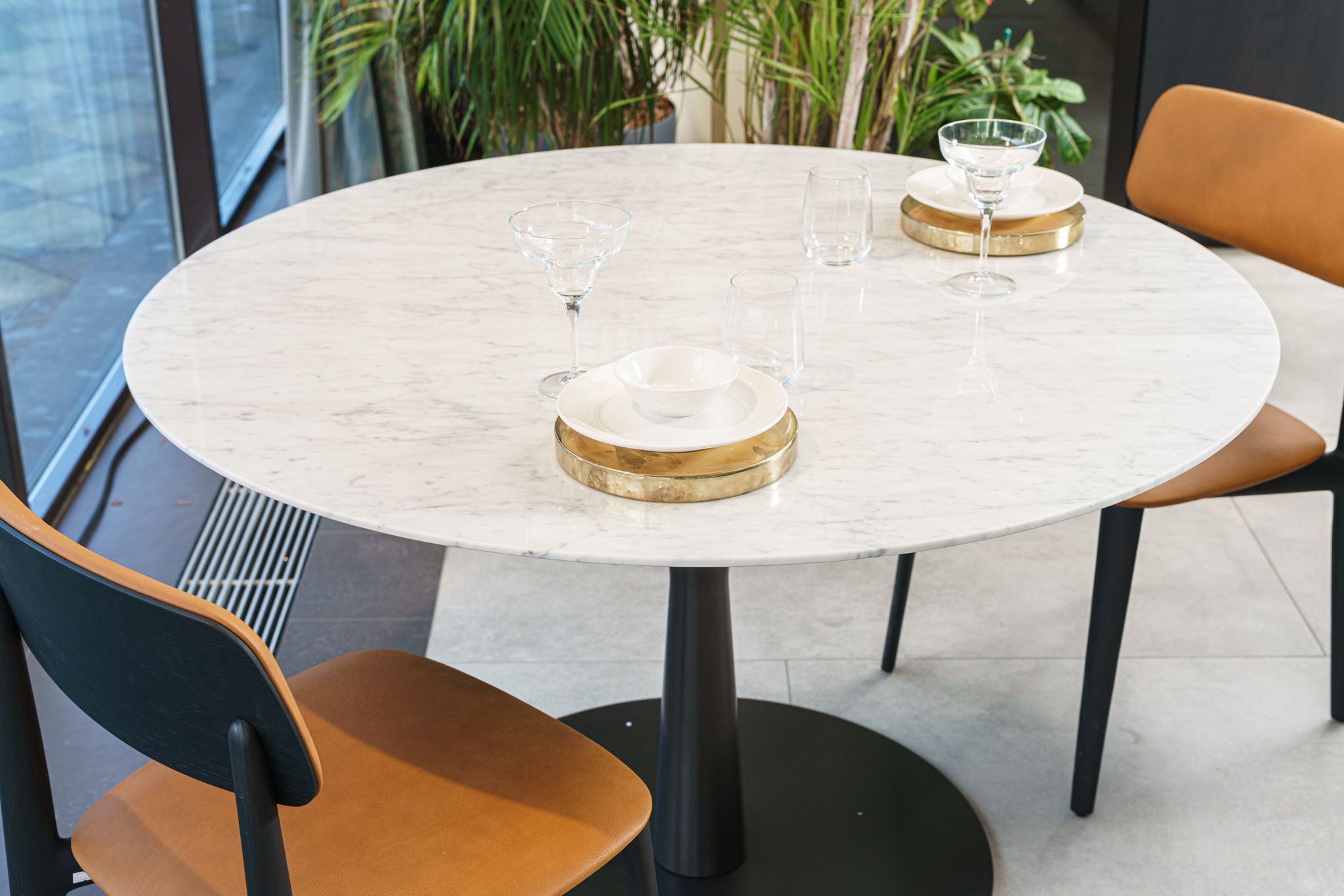 Стол Flute Bianco Carrara 125 — Poliform, мрамор, фото 5