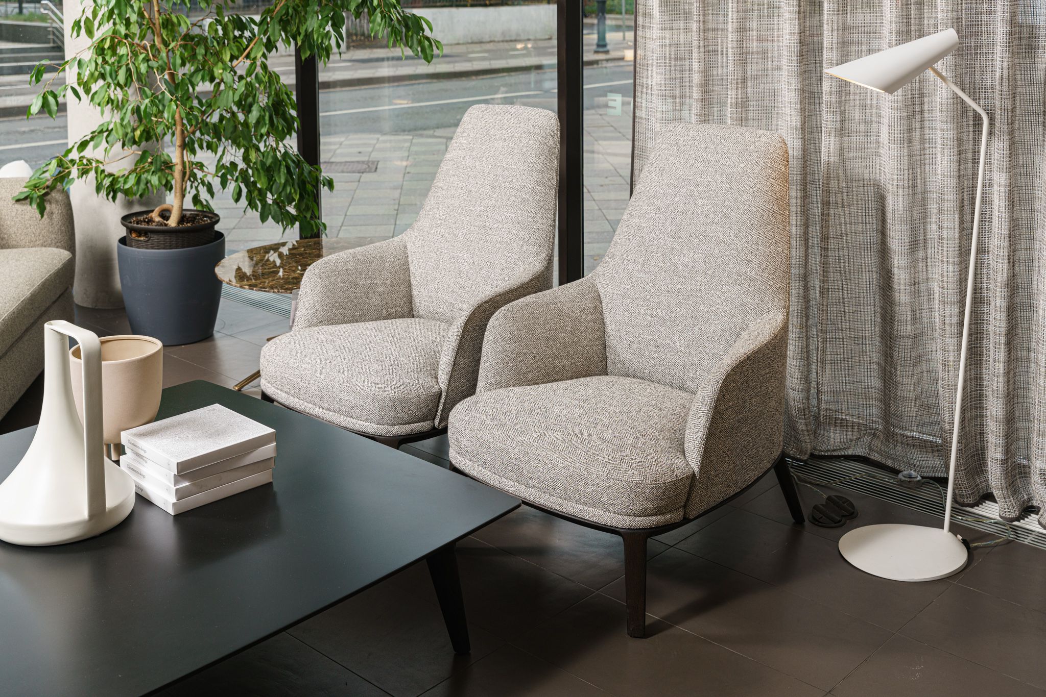 Кресло Jane Lounge — Poliform, кожа, фото 3