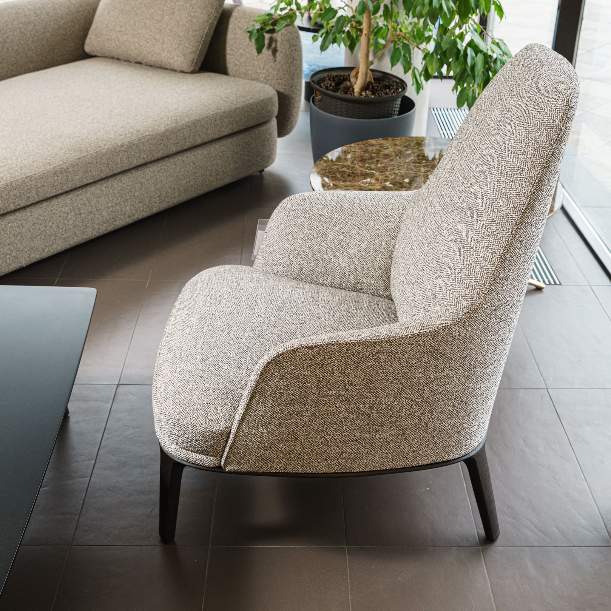 Кресло Jane Lounge — Poliform, кожа, фото 4