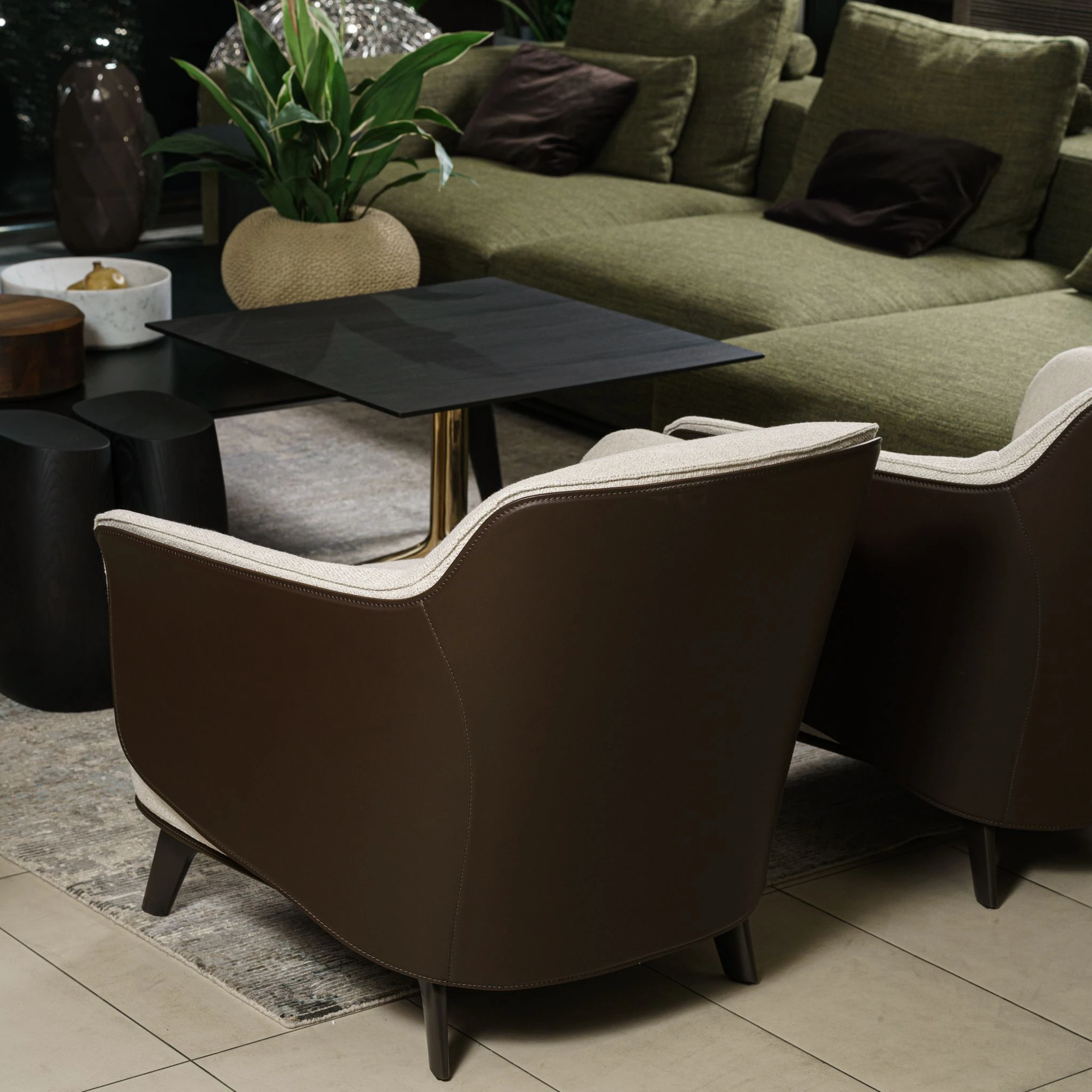 Кресло Kaori Caffee/Crema — Poliform, кожа, фото 5
