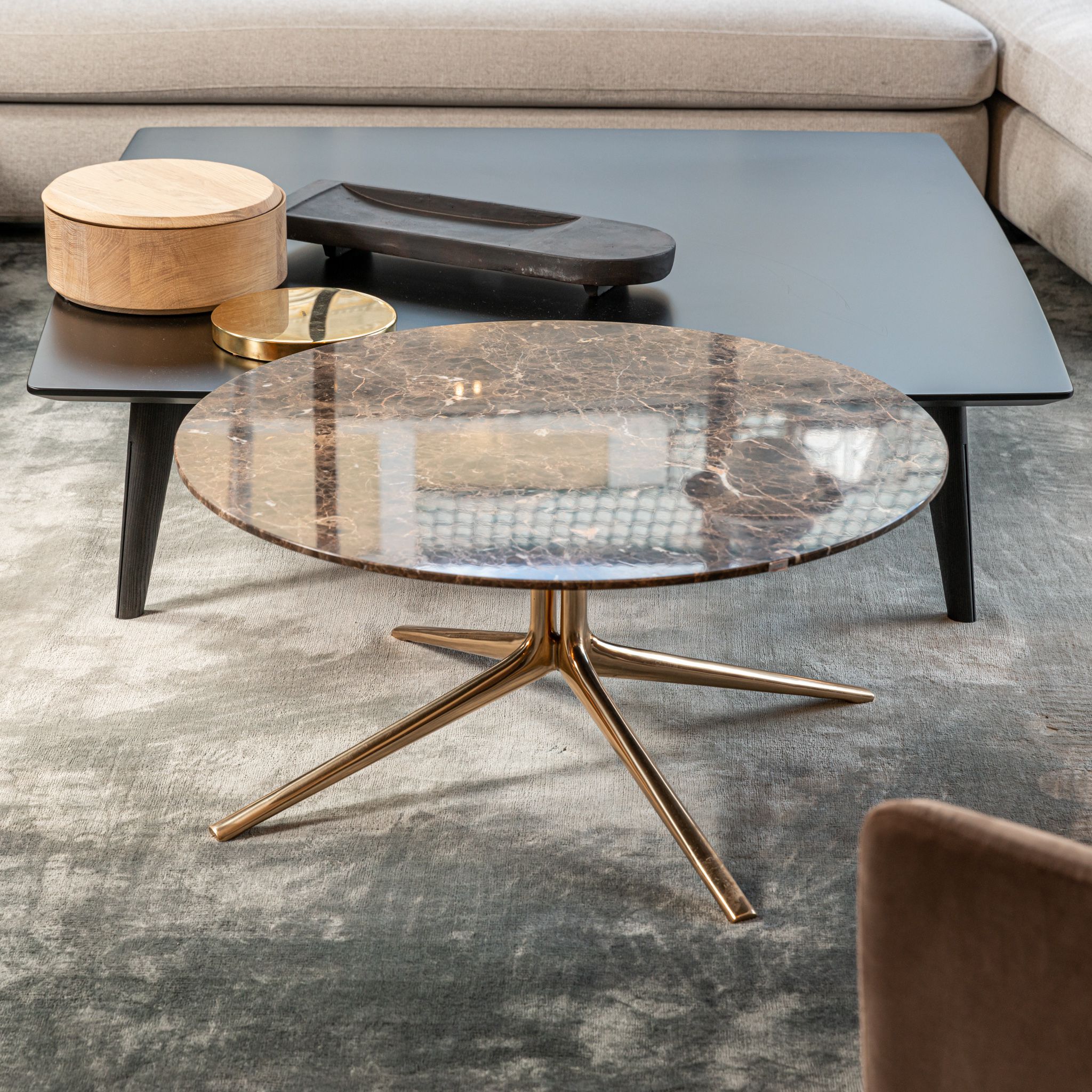 Журнальный столик Mondrian 80*80*38 emperador dark — Poliform, мрамор, фото 2