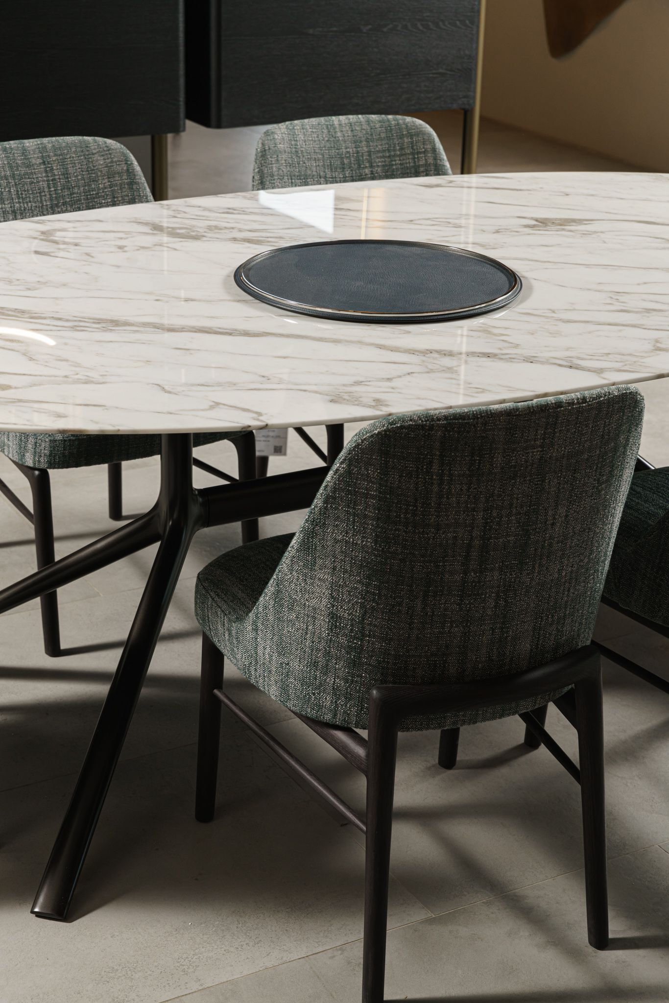 Стол Mondrian Calacatta oro lucido — Poliform, мрамор, фото 5