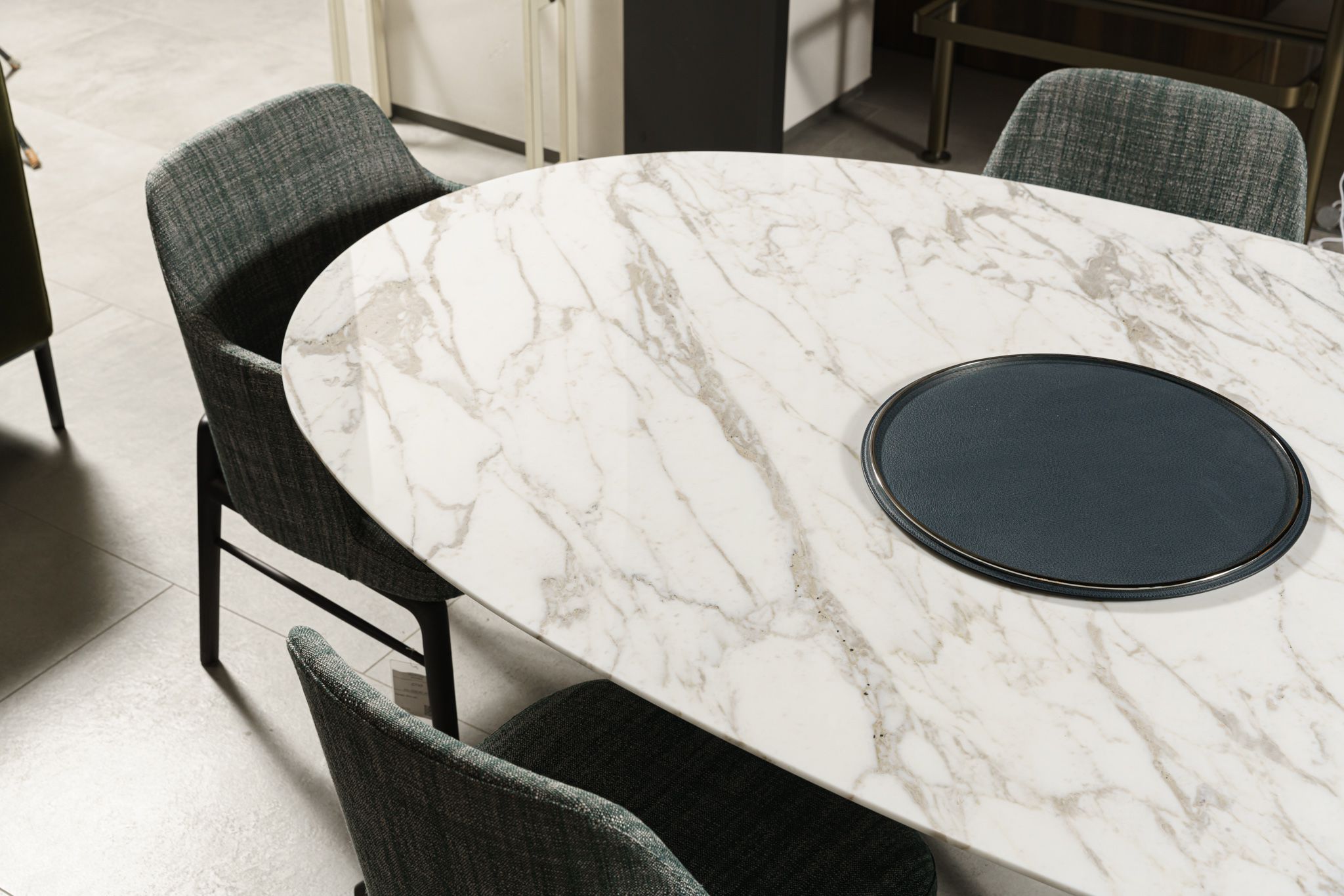 Стол Mondrian Calacatta oro lucido — Poliform, мрамор