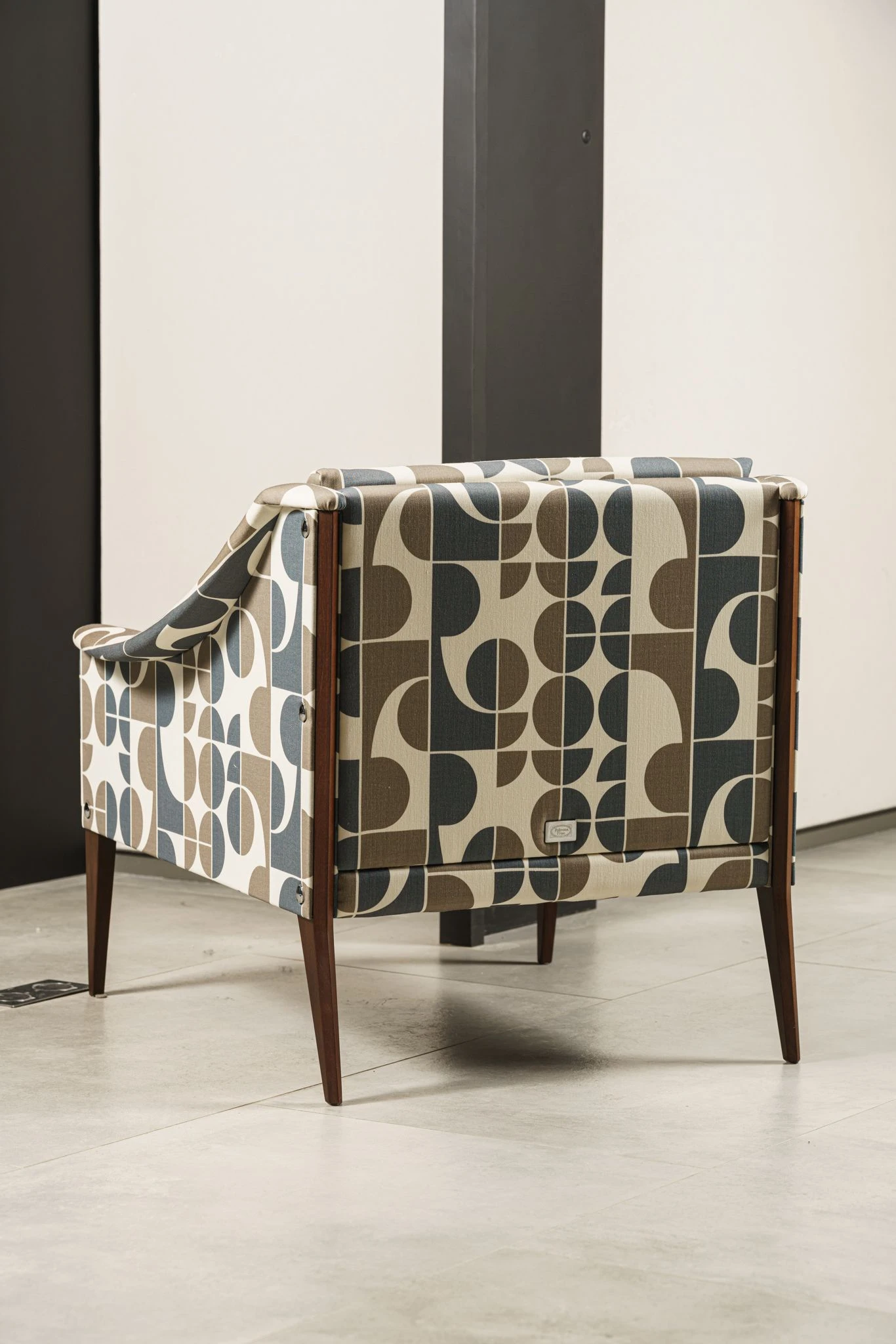 Кресло Dezza 24 Gio Ponti — Poltrona Frau, кожа, фото 2