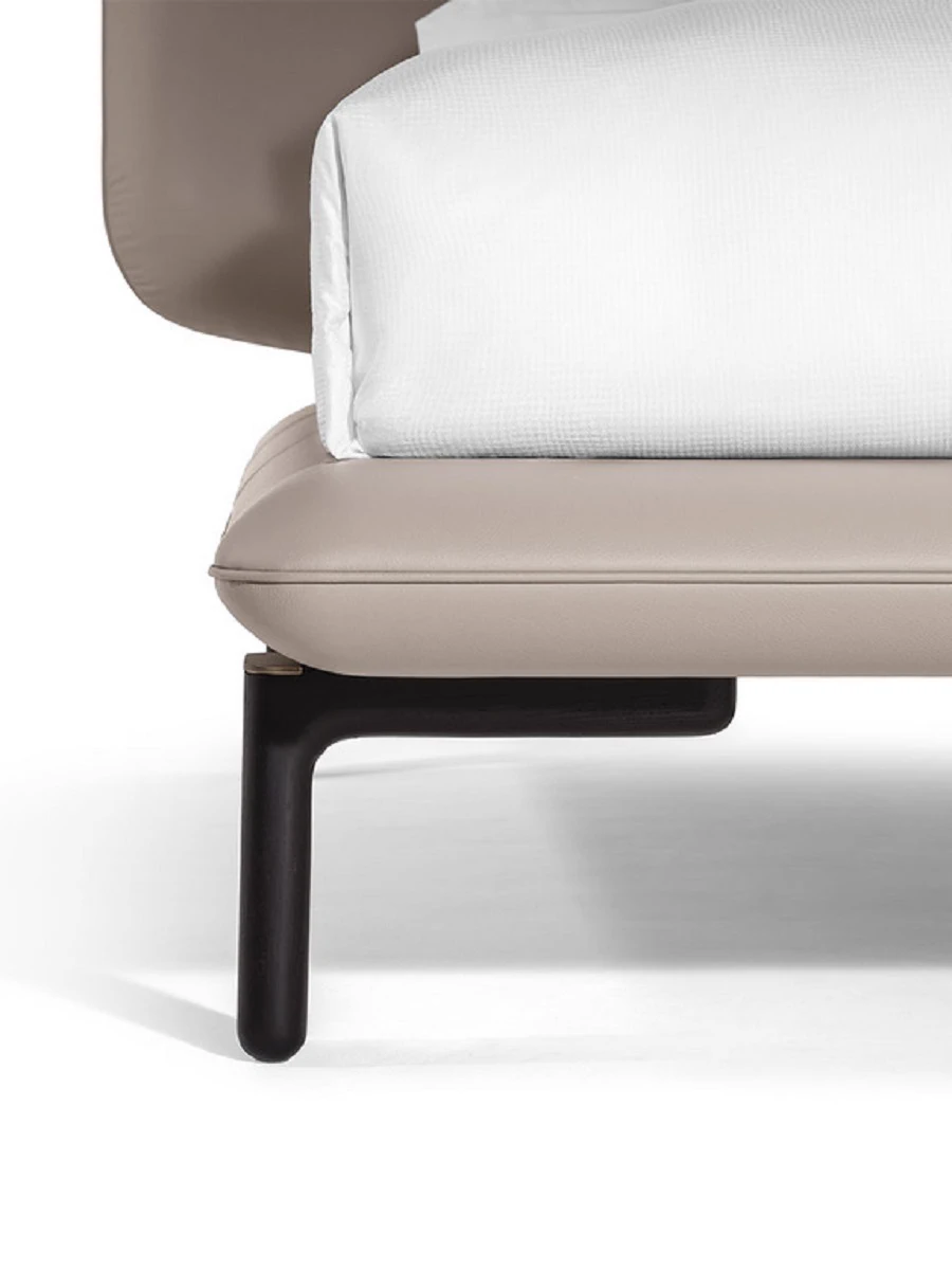 Кровать Duo Bed — Poltrona Frau, кожа, фото 4