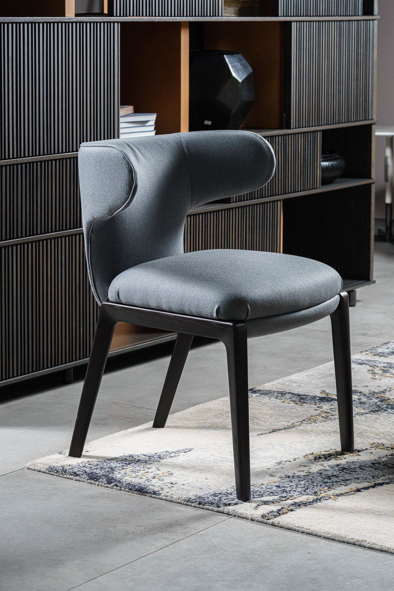 Стул Duo Small Wool Satin Light Marengo — Poltrona Frau, кожа, фото 4