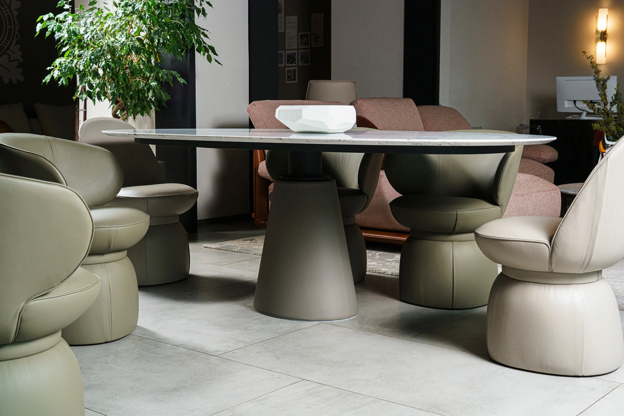 Стол Mesa Ellipse — Poltrona Frau, кожа, фото 2