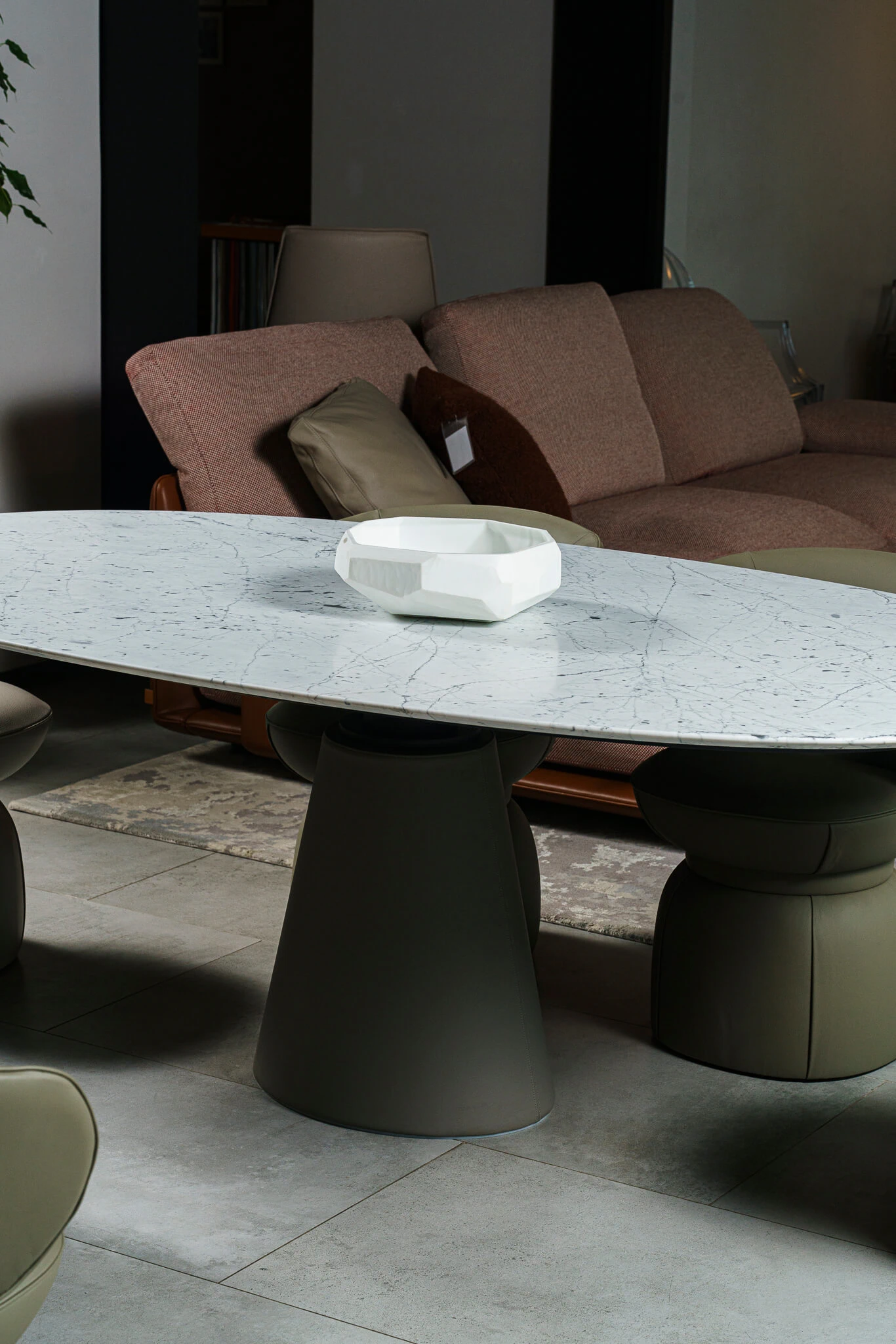 Стол Mesa Ellipse — Poltrona Frau, кожа, фото 4
