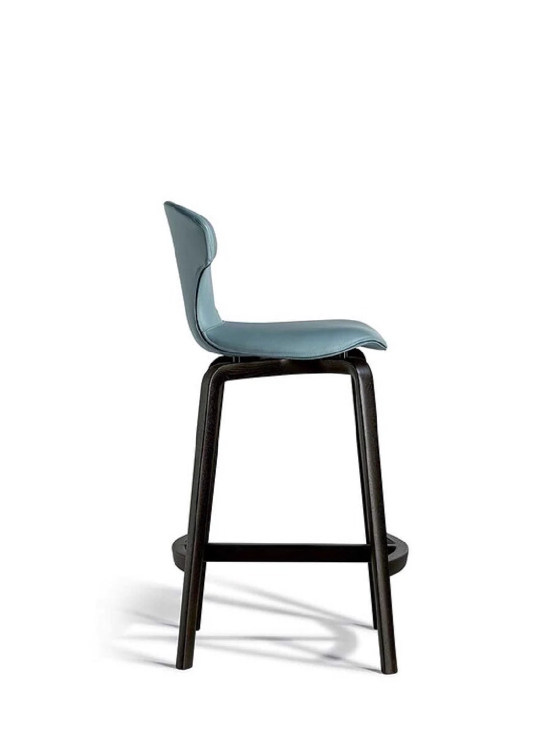 Барный стул Montera Mas Stool Wooden Base — Poltrona Frau, кожа, фото 3